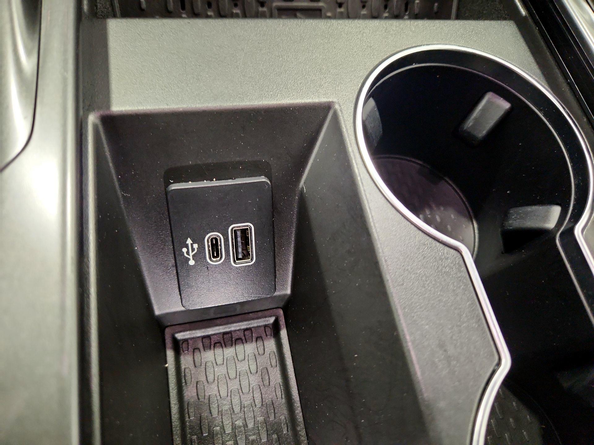 Thumbnail: 2024 Lincoln Nautilus - 18