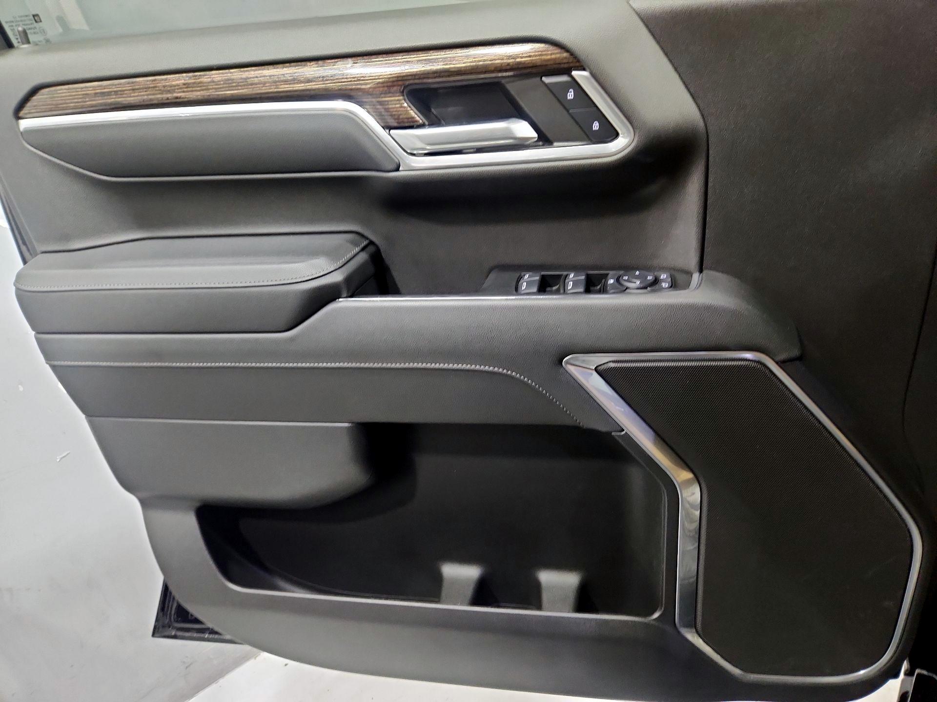 Thumbnail: 2024 GMC Sierra 1500 - 12