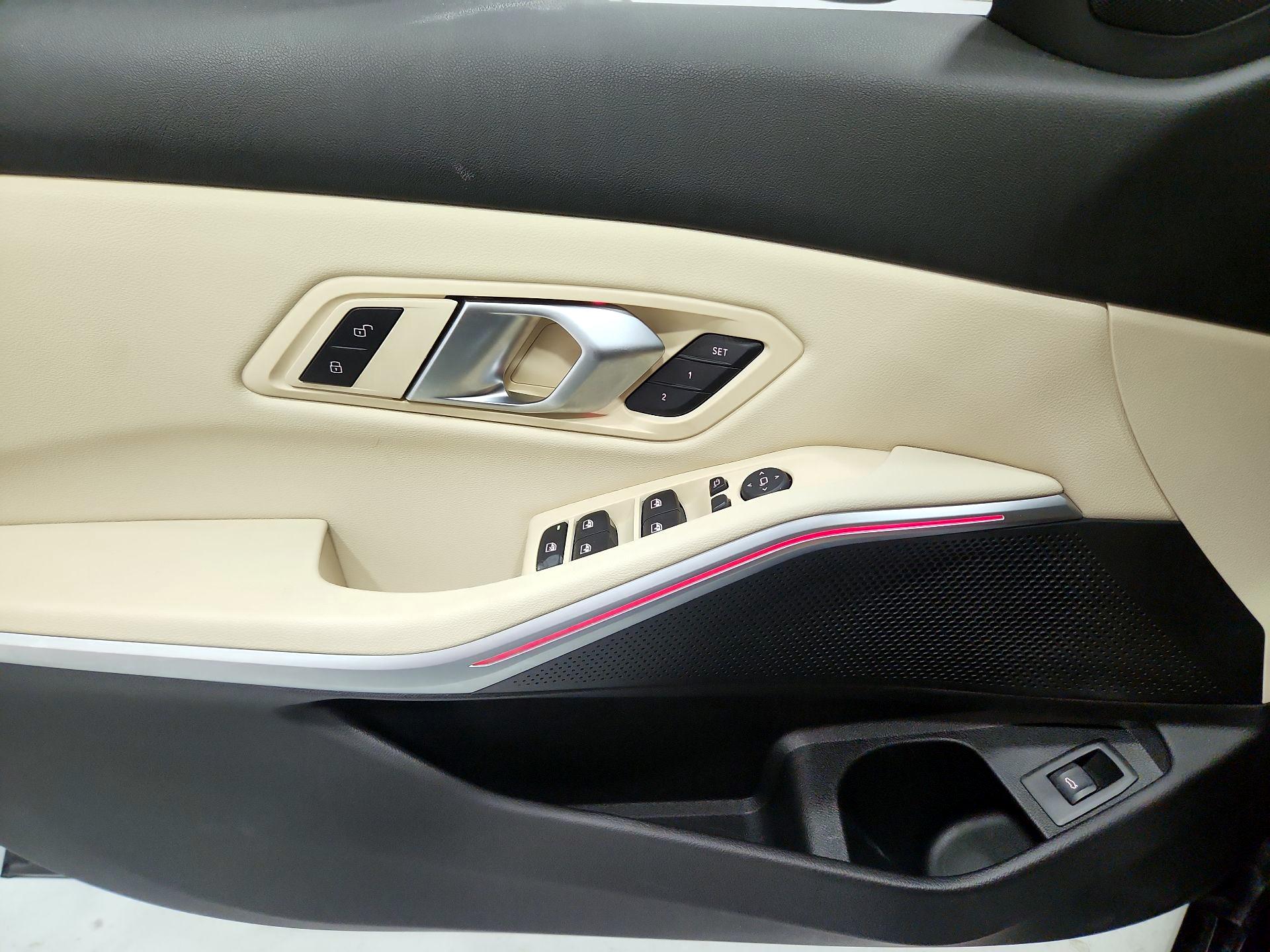 Thumbnail: 2024 BMW 3 Series - 12