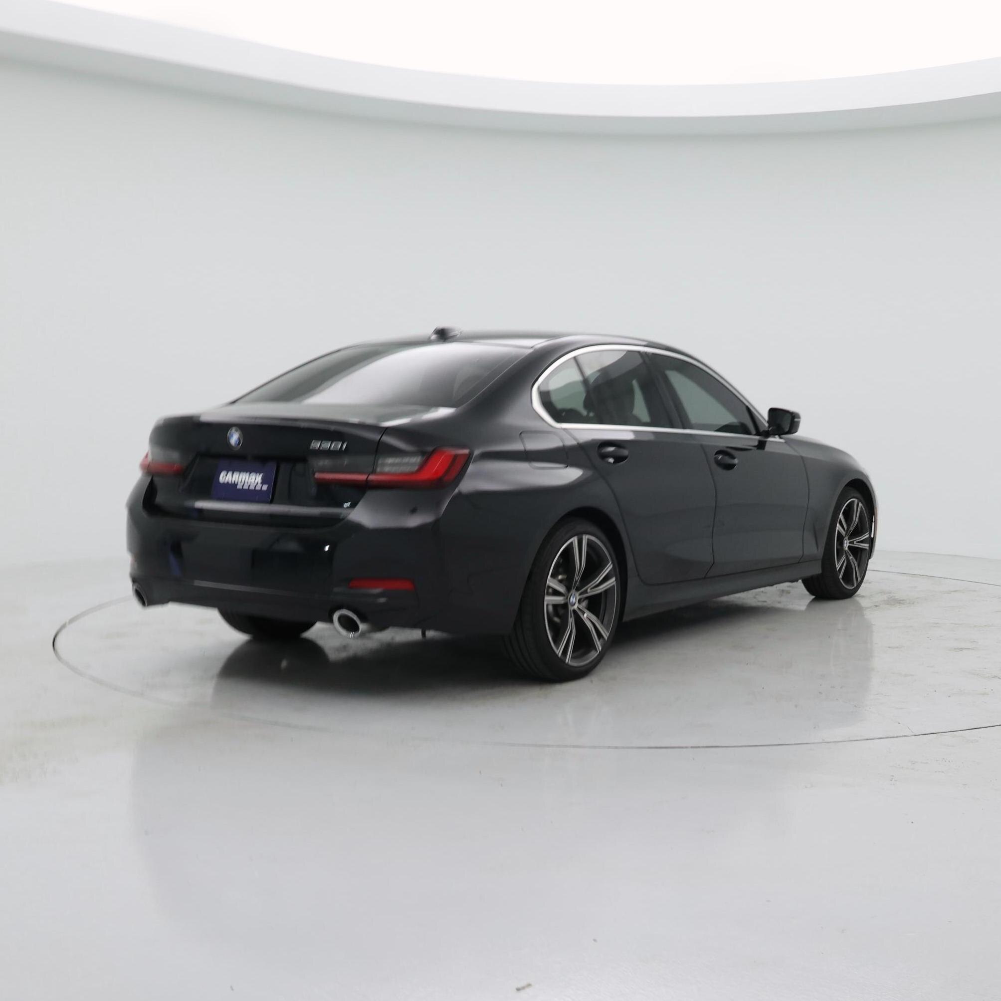 Thumbnail: 2024 BMW 3 Series - 8