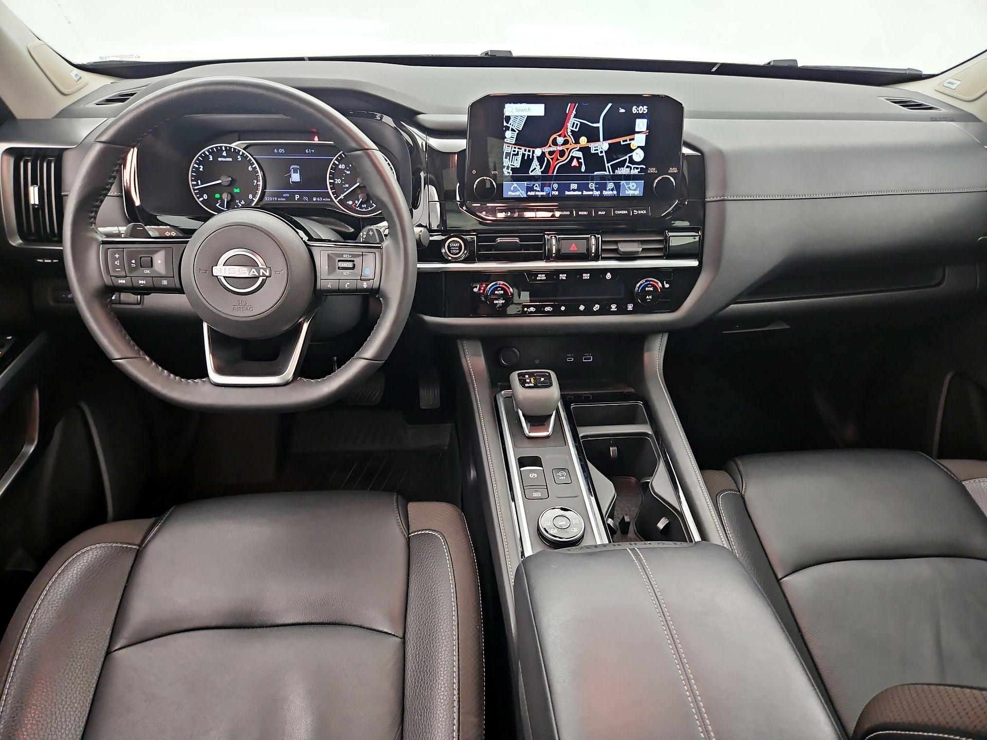 Thumbnail: 2023 Nissan Pathfinder - 9