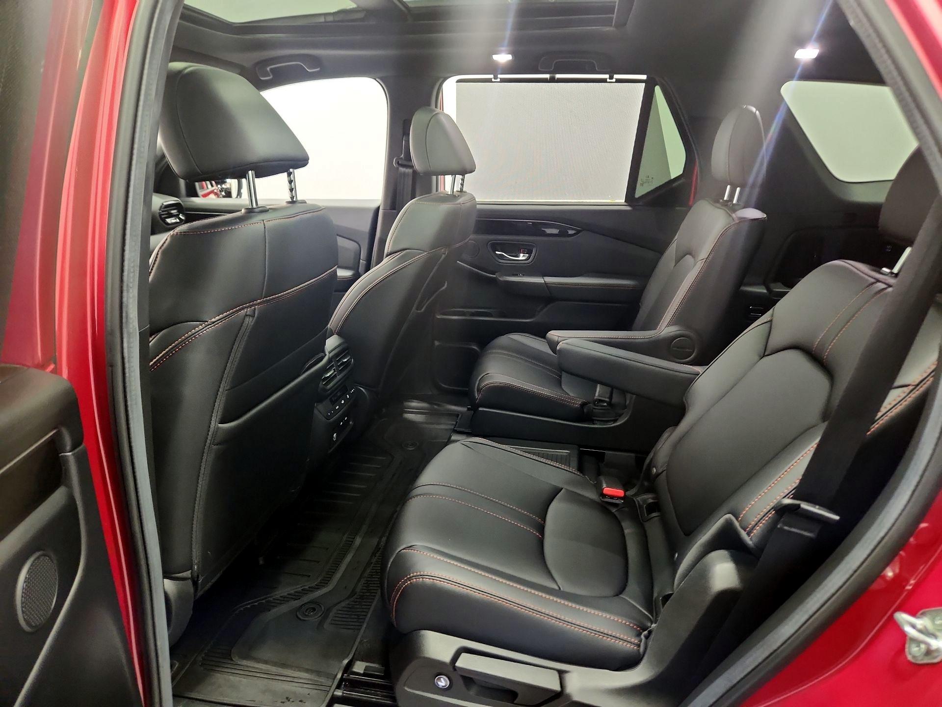 Thumbnail: 2025 Honda Pilot - 20