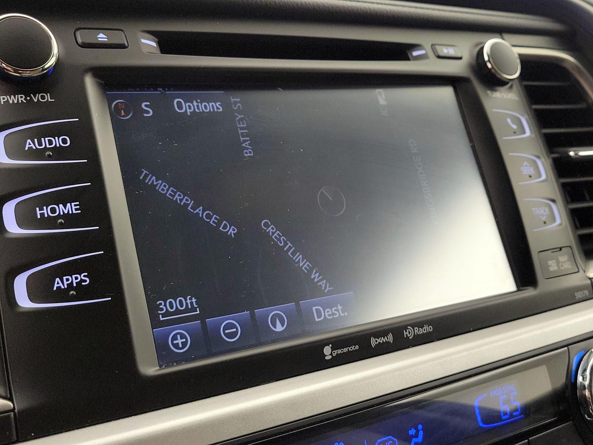 Thumbnail: 2018 Toyota Highlander - 14