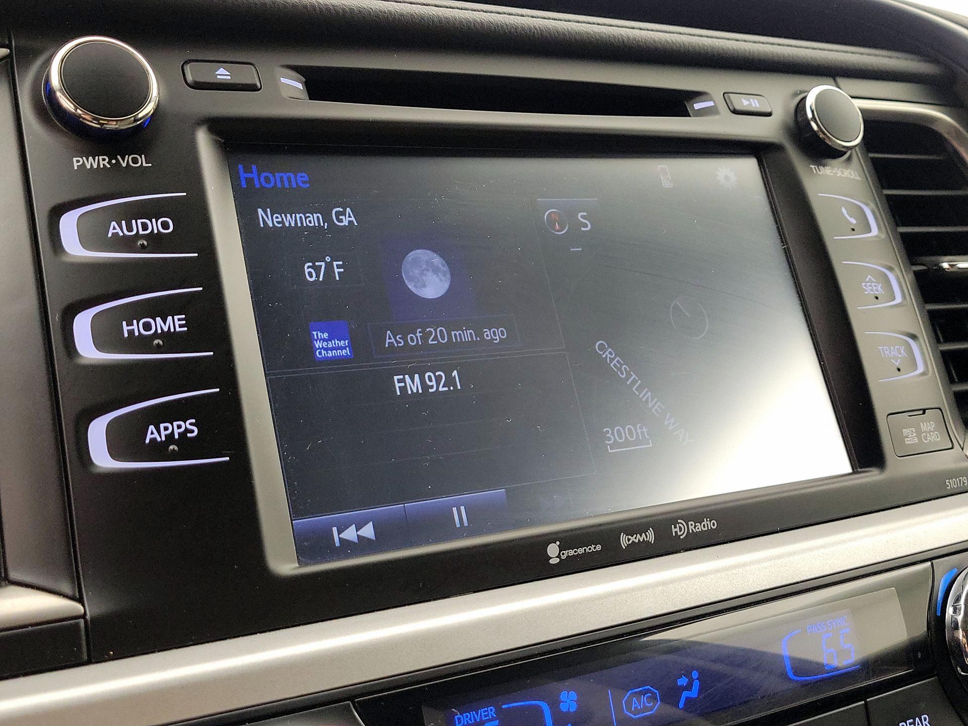 Thumbnail: 2018 Toyota Highlander - 16