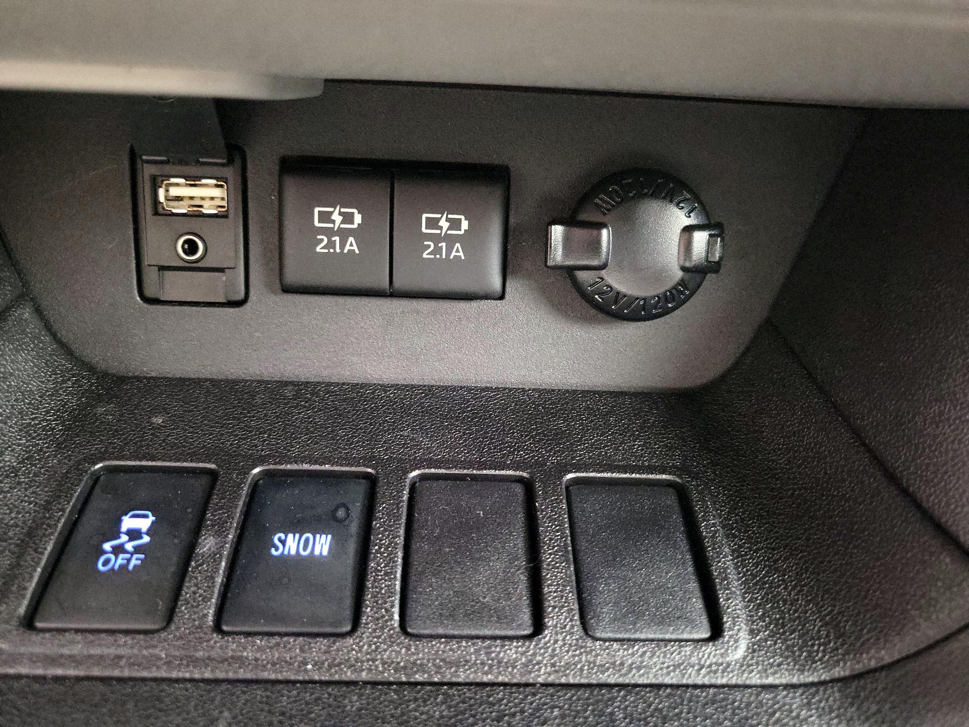 Thumbnail: 2018 Toyota Highlander - 19