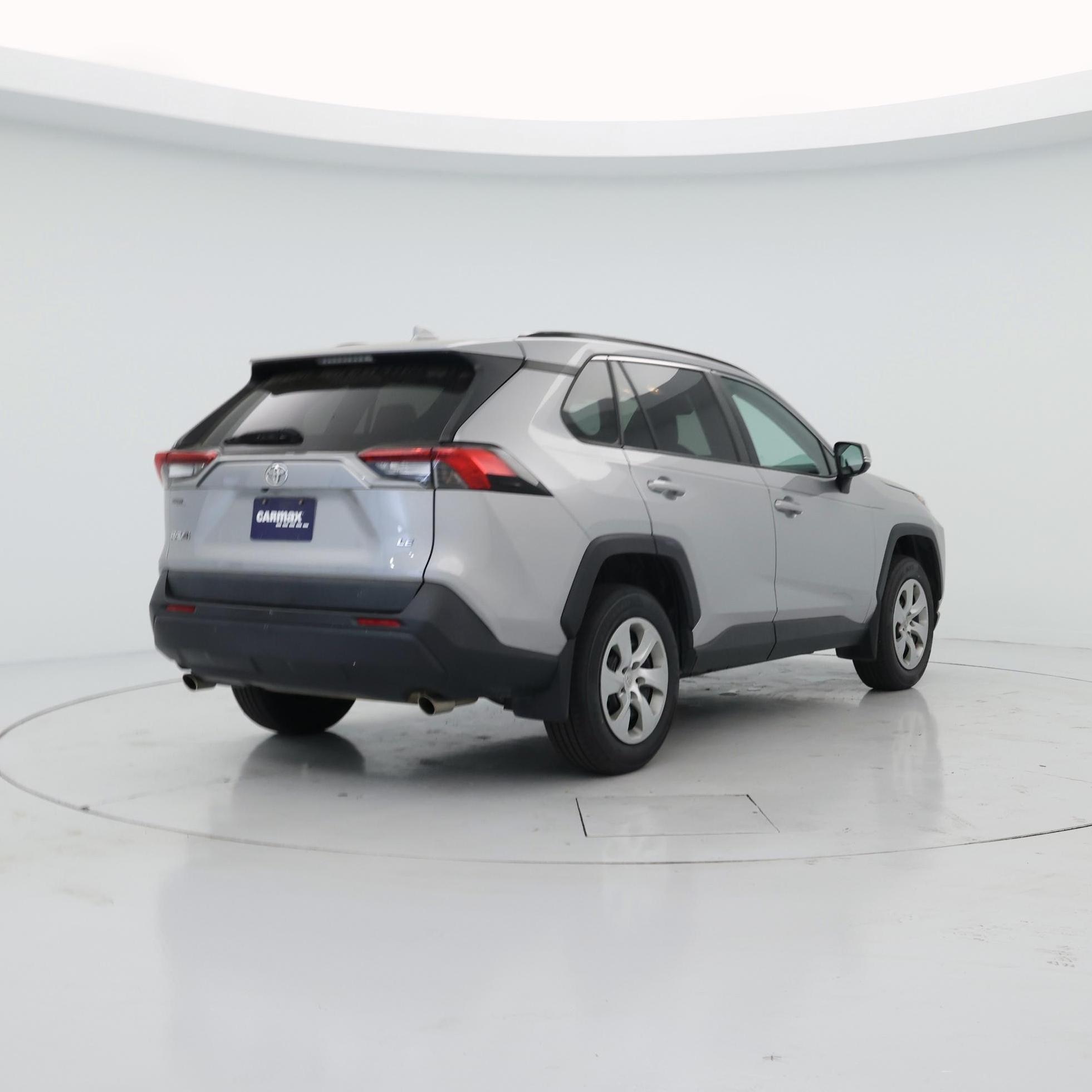 Thumbnail: 2019 Toyota RAV4 - 8