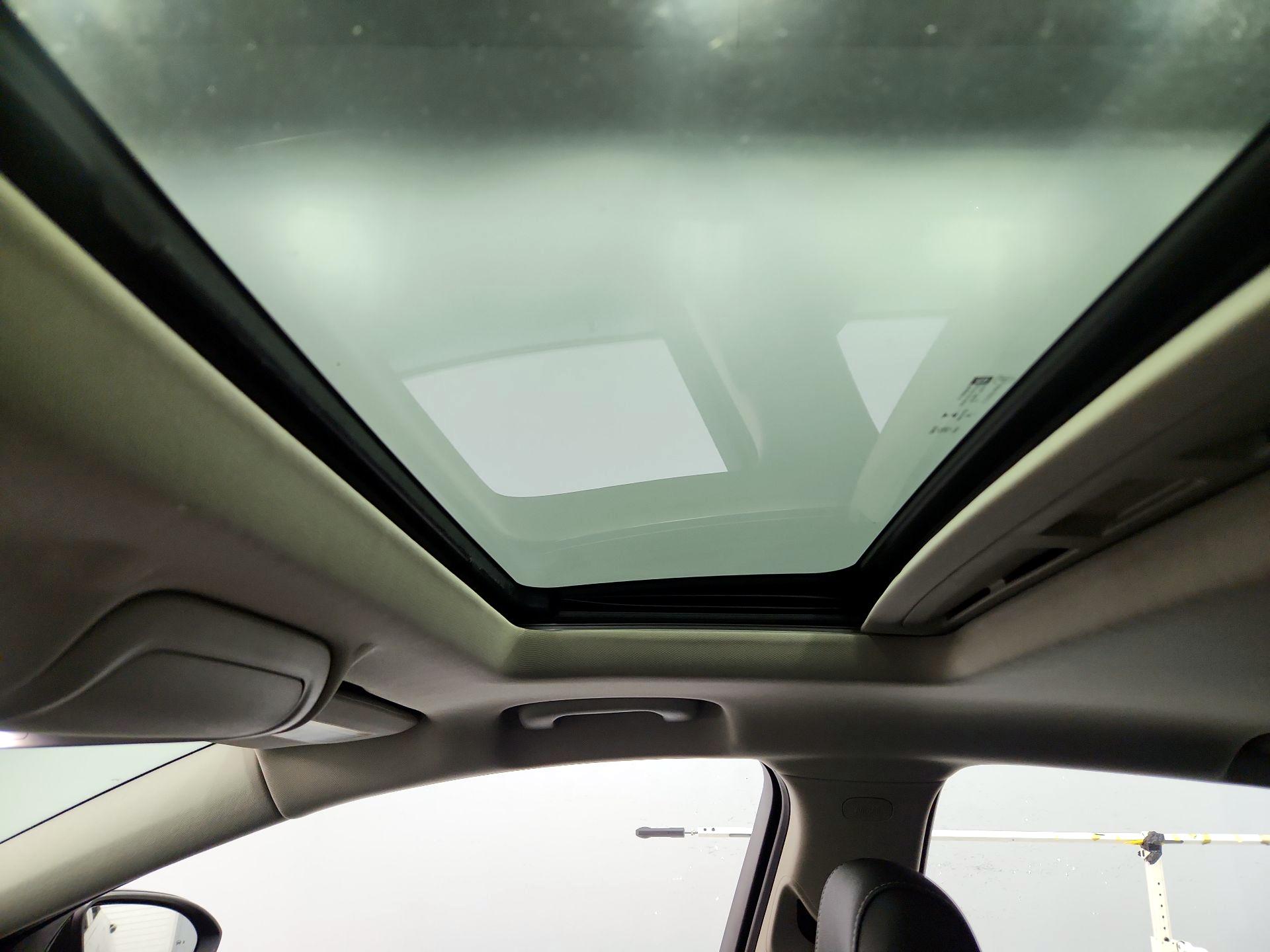 Thumbnail: 2019 Buick Regal - 19