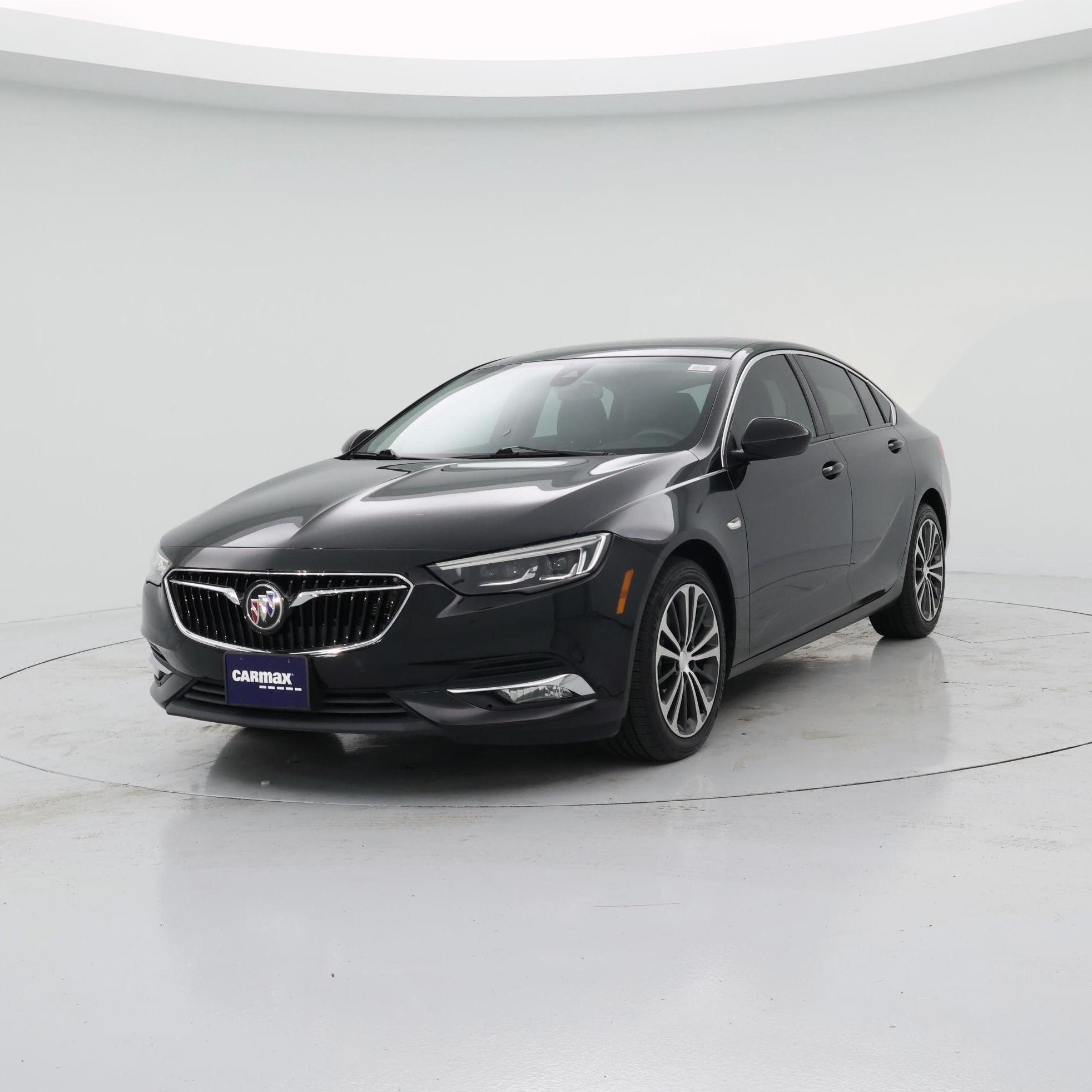 Thumbnail: 2019 Buick Regal - 4