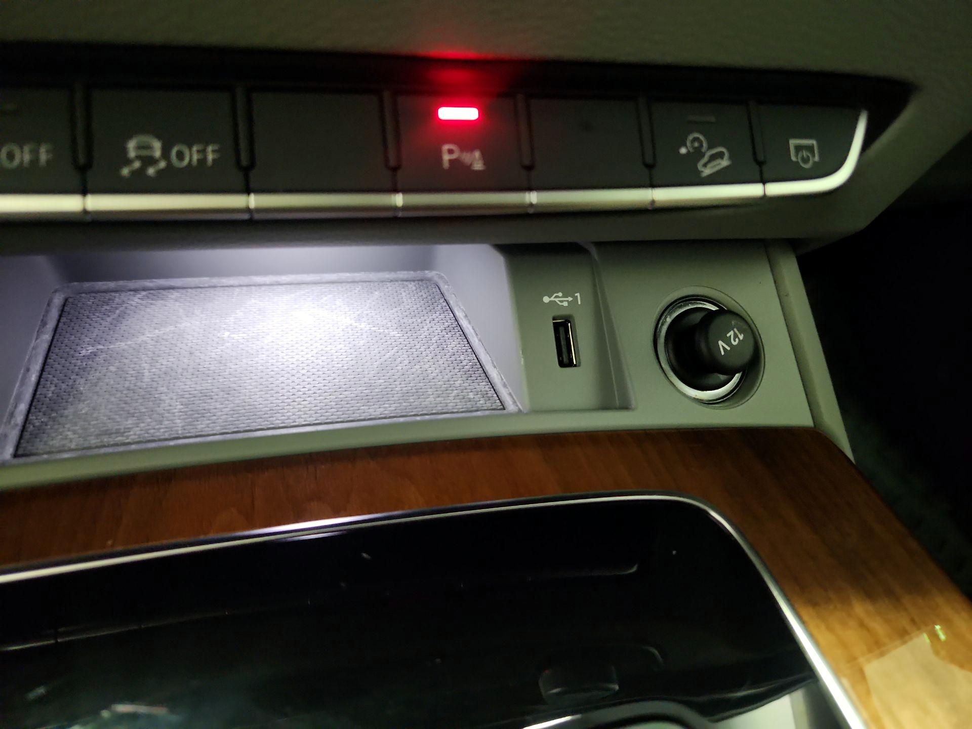 Thumbnail: 2022 Audi Q5 - 19