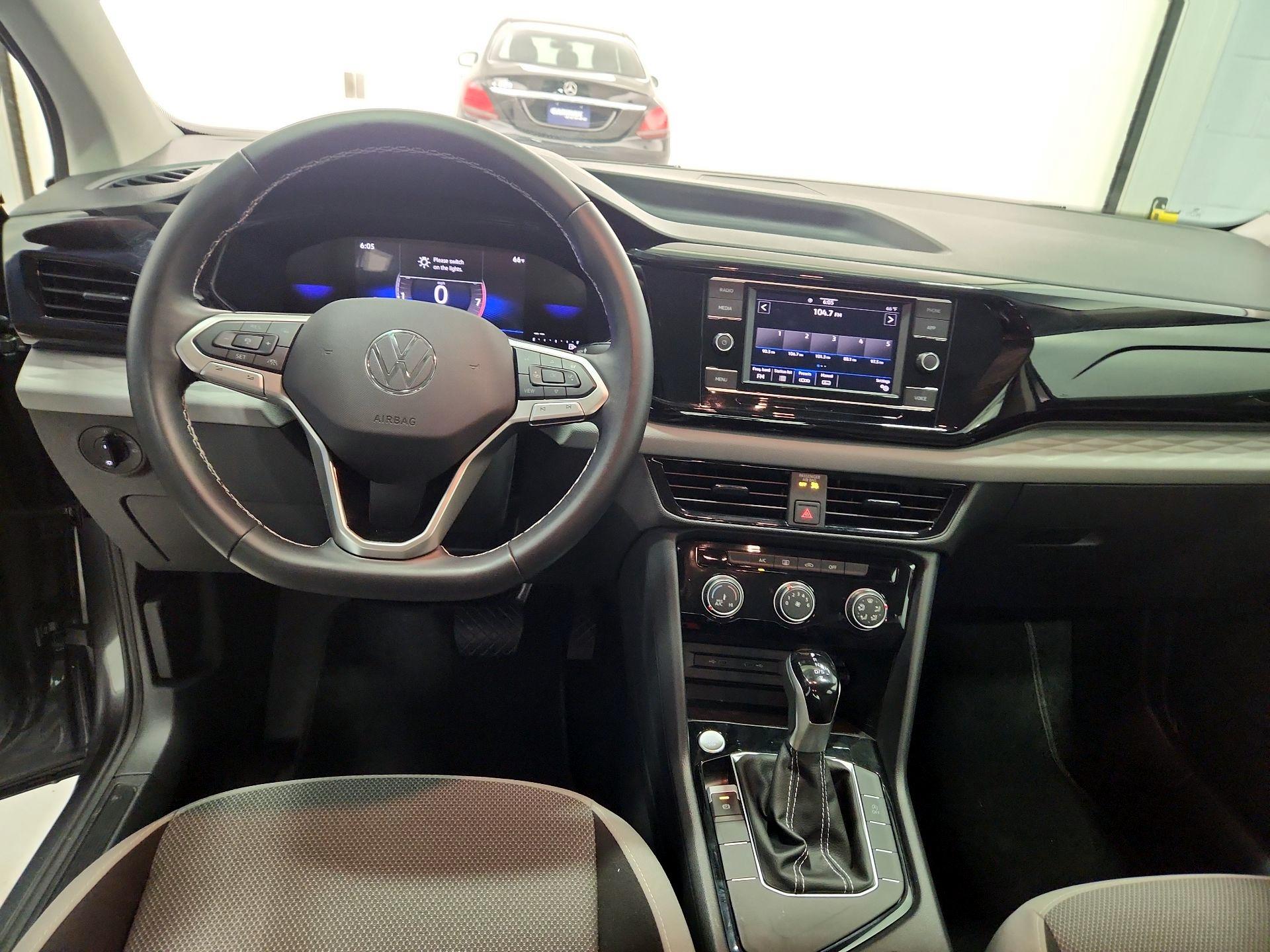 Thumbnail: 2024 Volkswagen Taos - 9