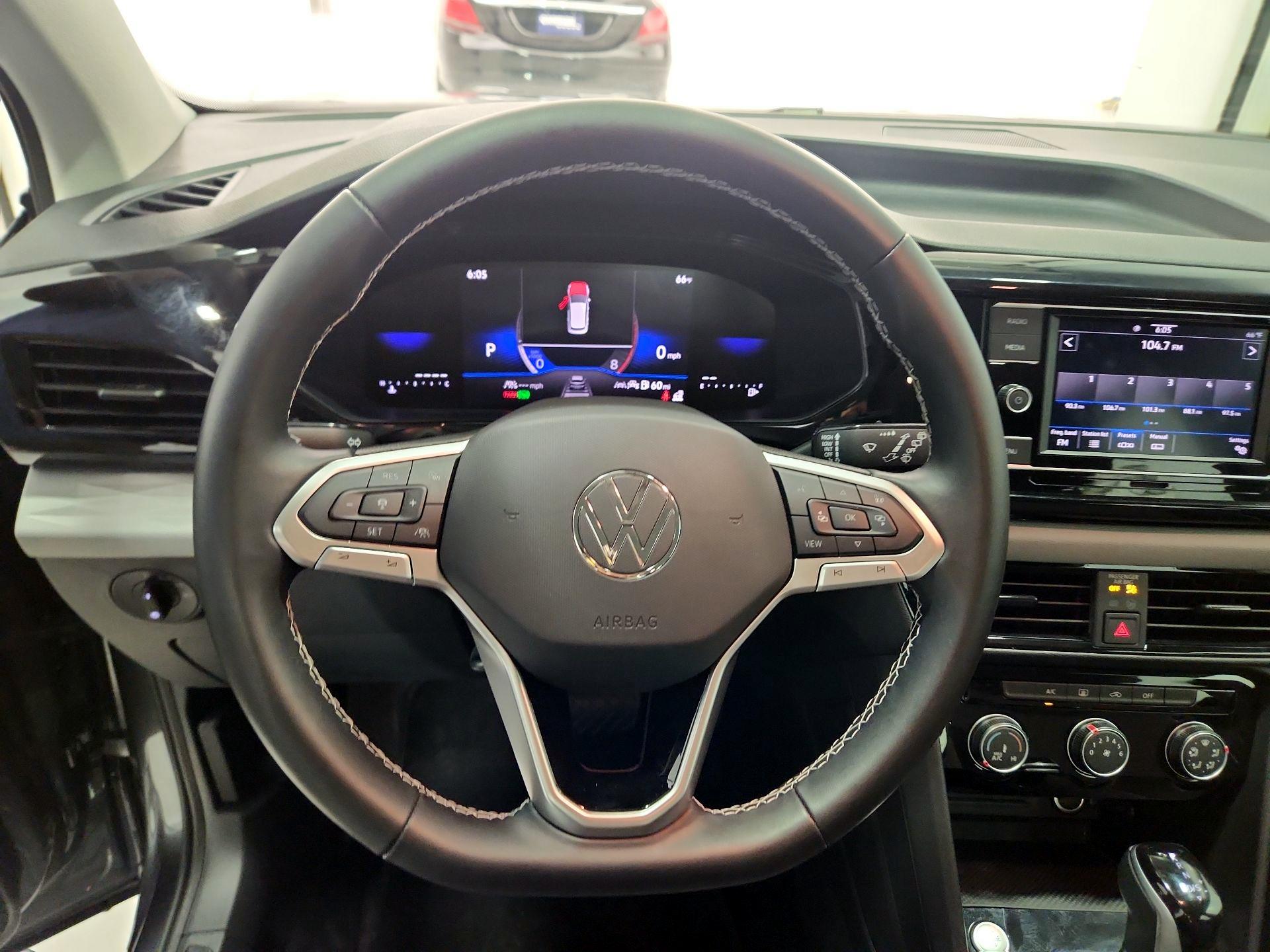 Thumbnail: 2024 Volkswagen Taos - 10