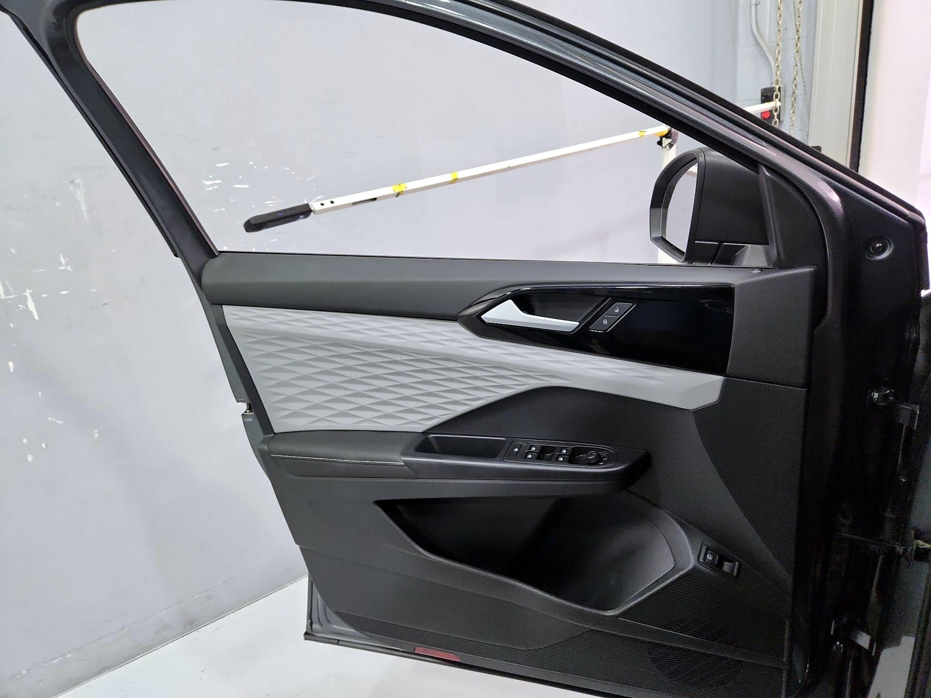 Thumbnail: 2024 Volkswagen Taos - 12