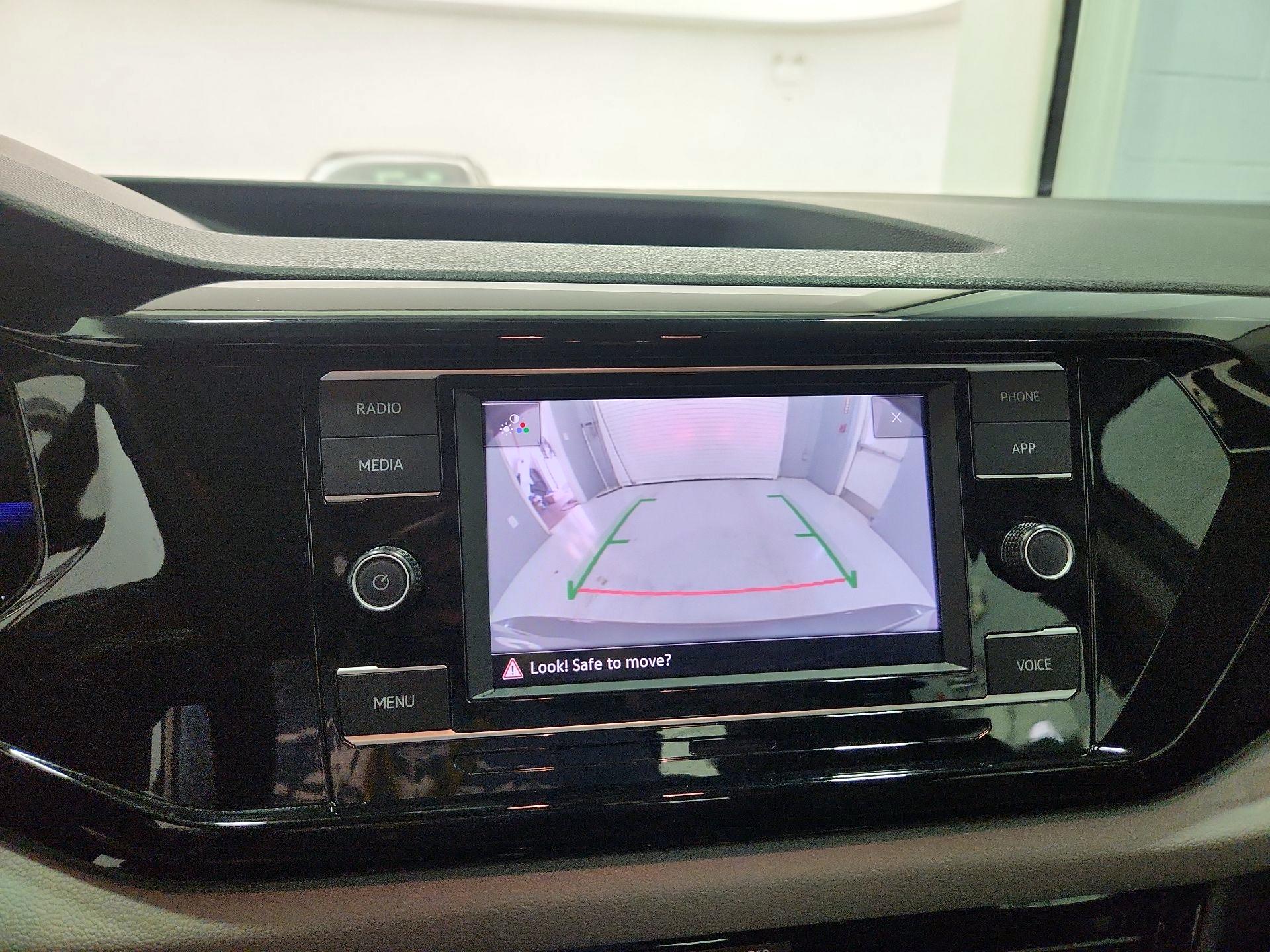 Thumbnail: 2024 Volkswagen Taos - 14