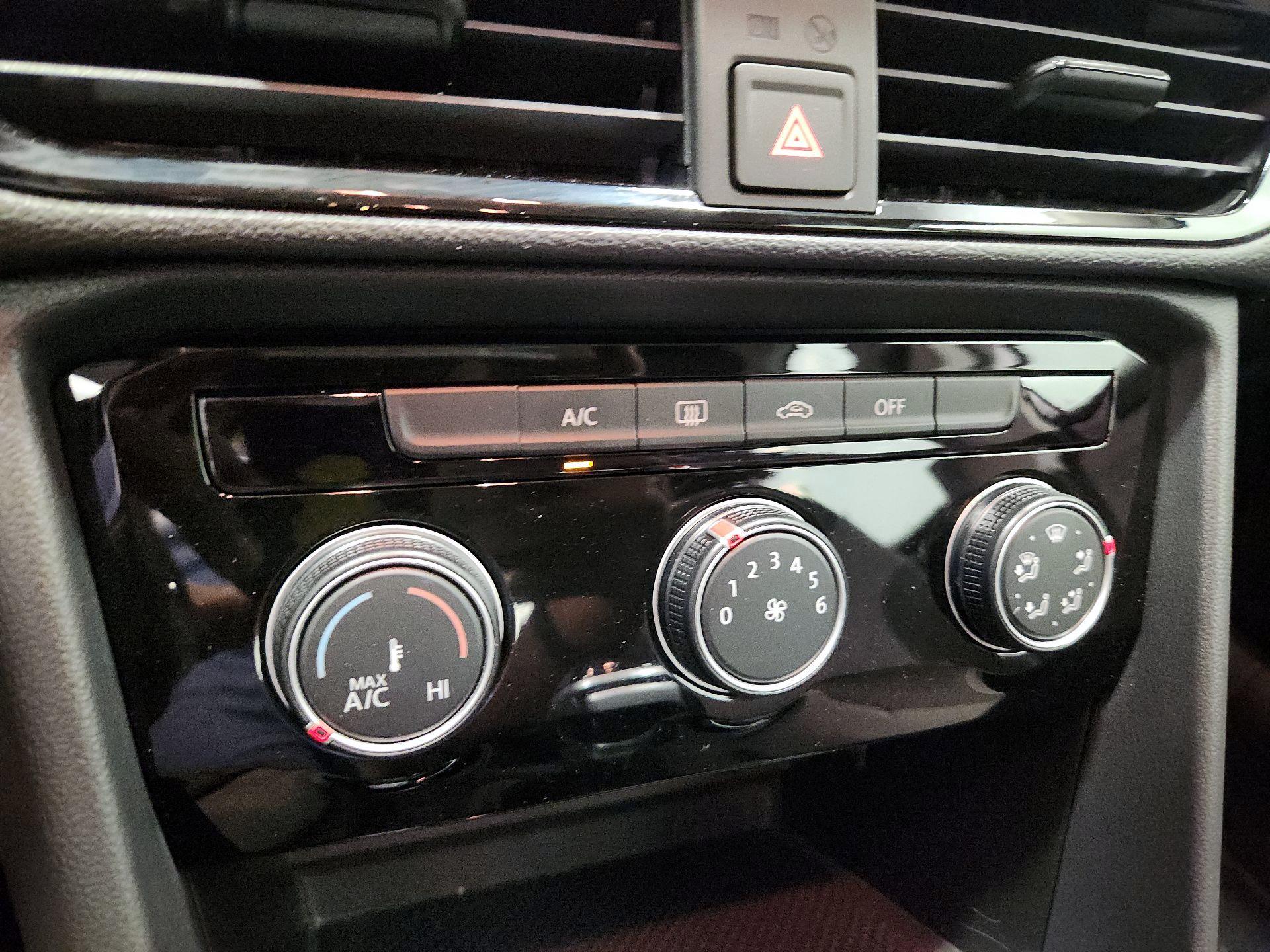 Thumbnail: 2024 Volkswagen Taos - 16