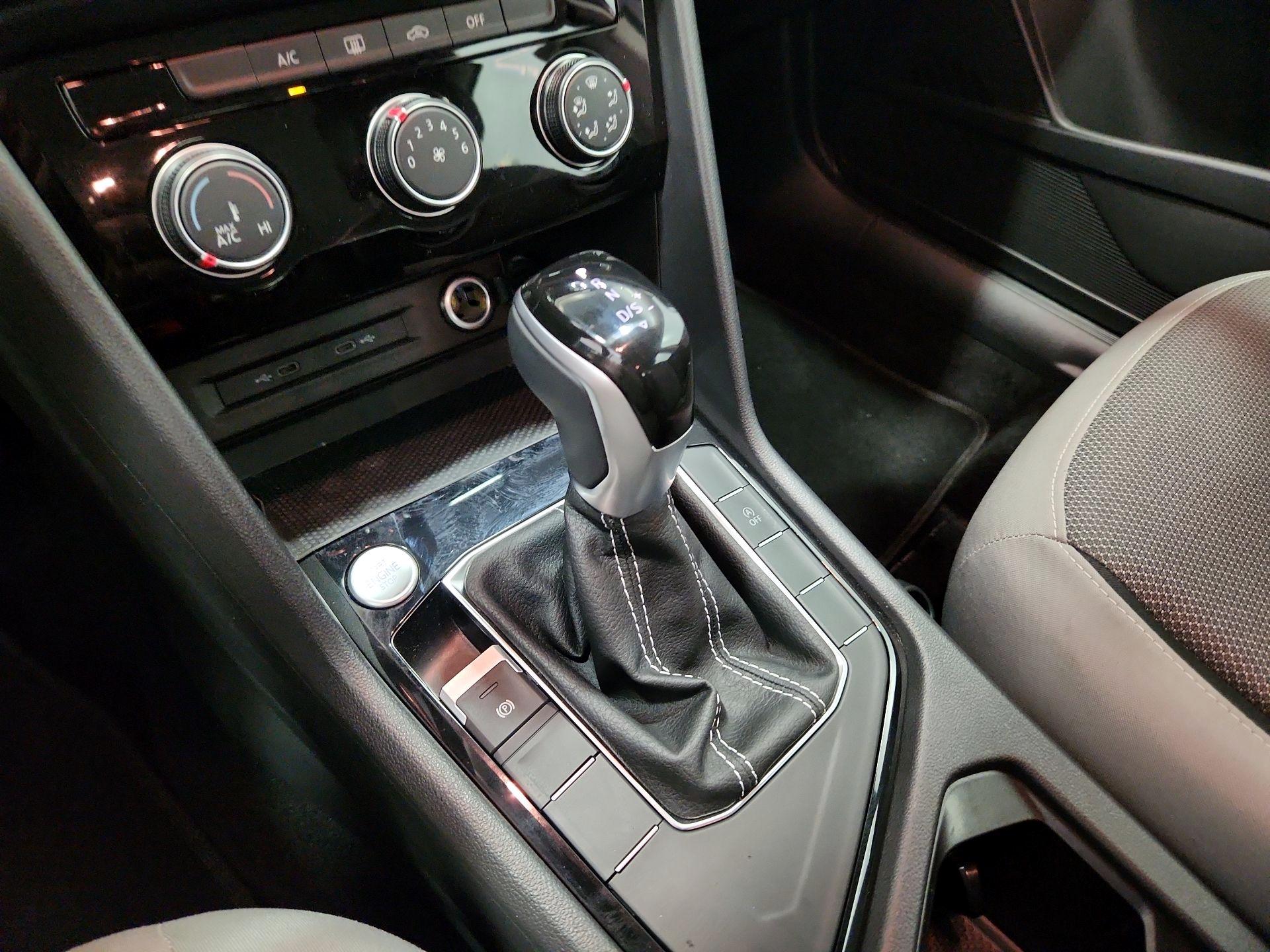 Thumbnail: 2024 Volkswagen Taos - 17