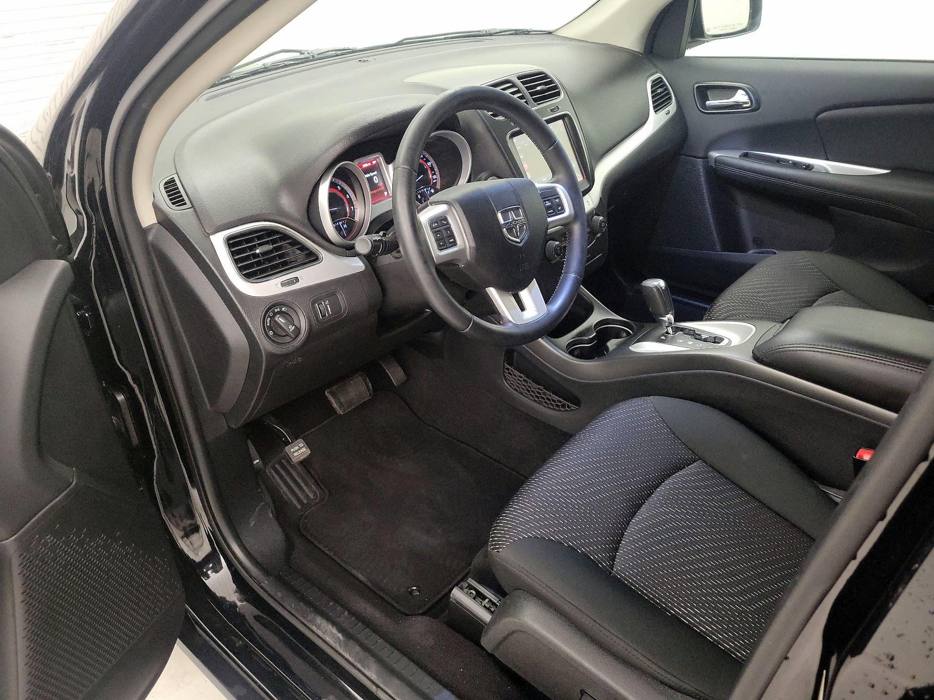 Thumbnail: 2019 Dodge Journey - 11