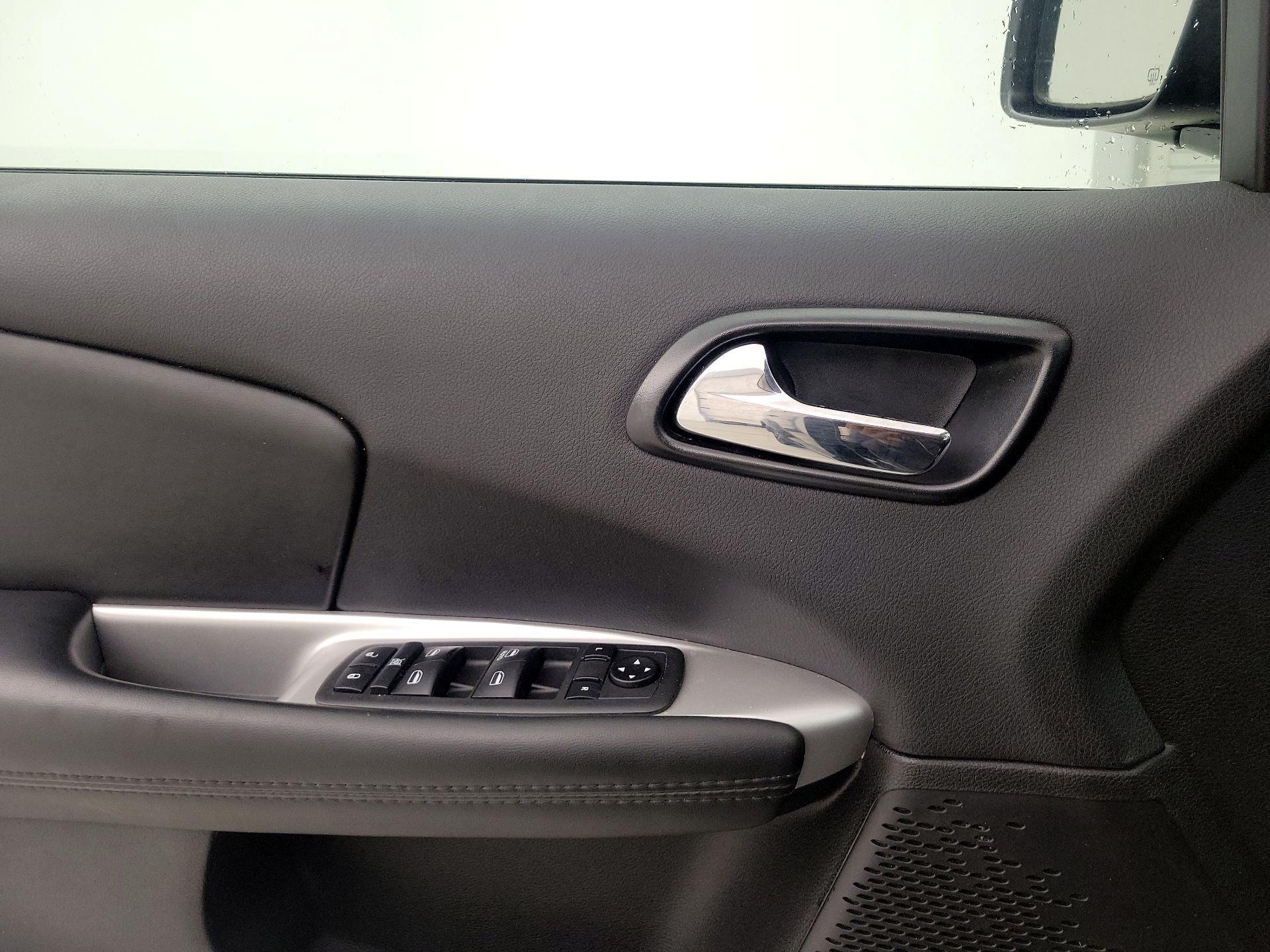 Thumbnail: 2019 Dodge Journey - 12