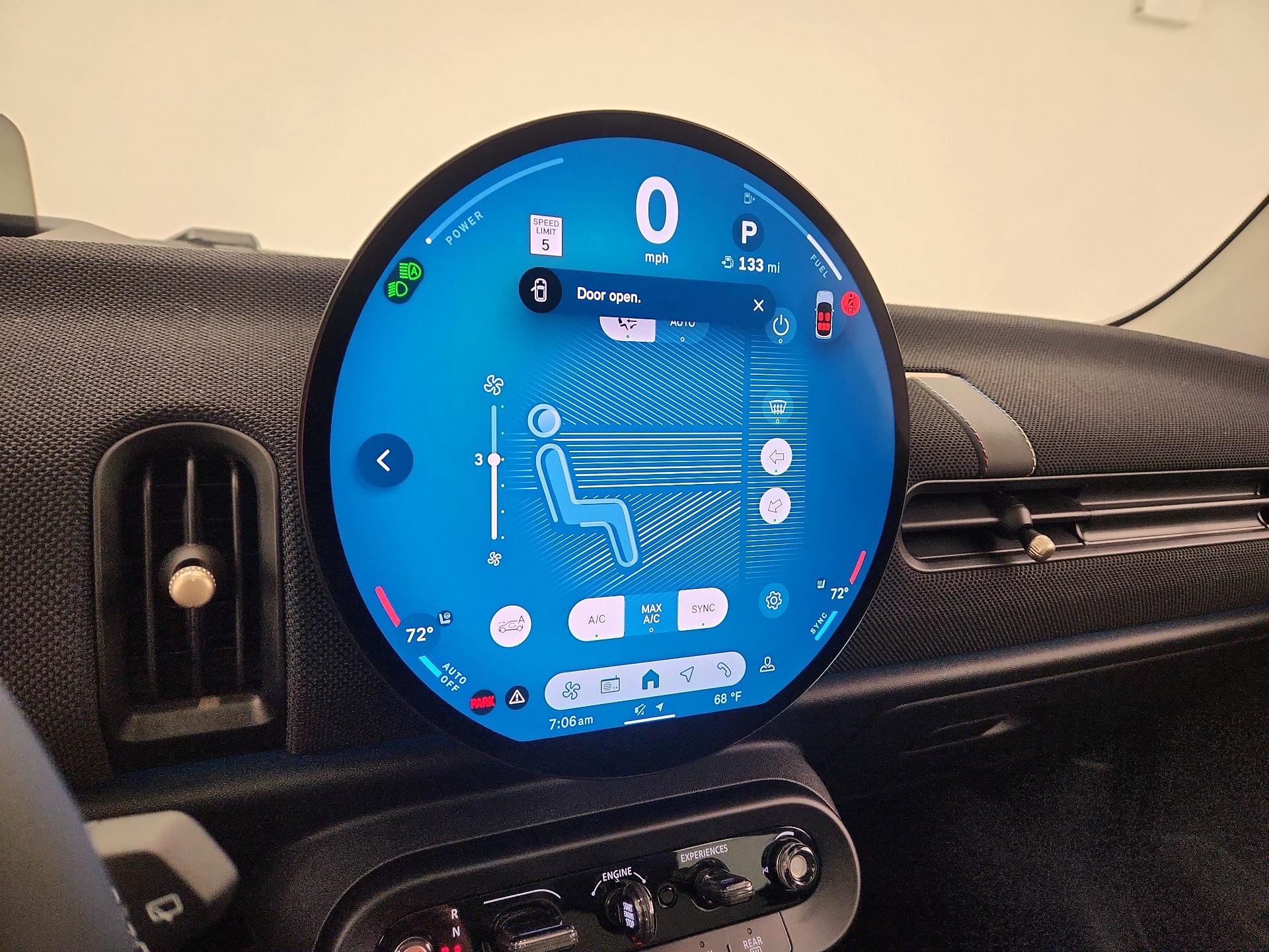 Thumbnail: 2025 MINI Cooper Hardtop - 16