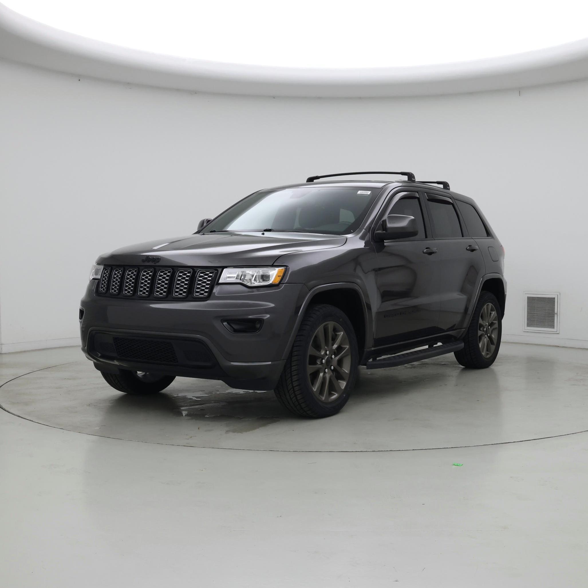 Thumbnail: 2019 Jeep Grand Cherokee - 4