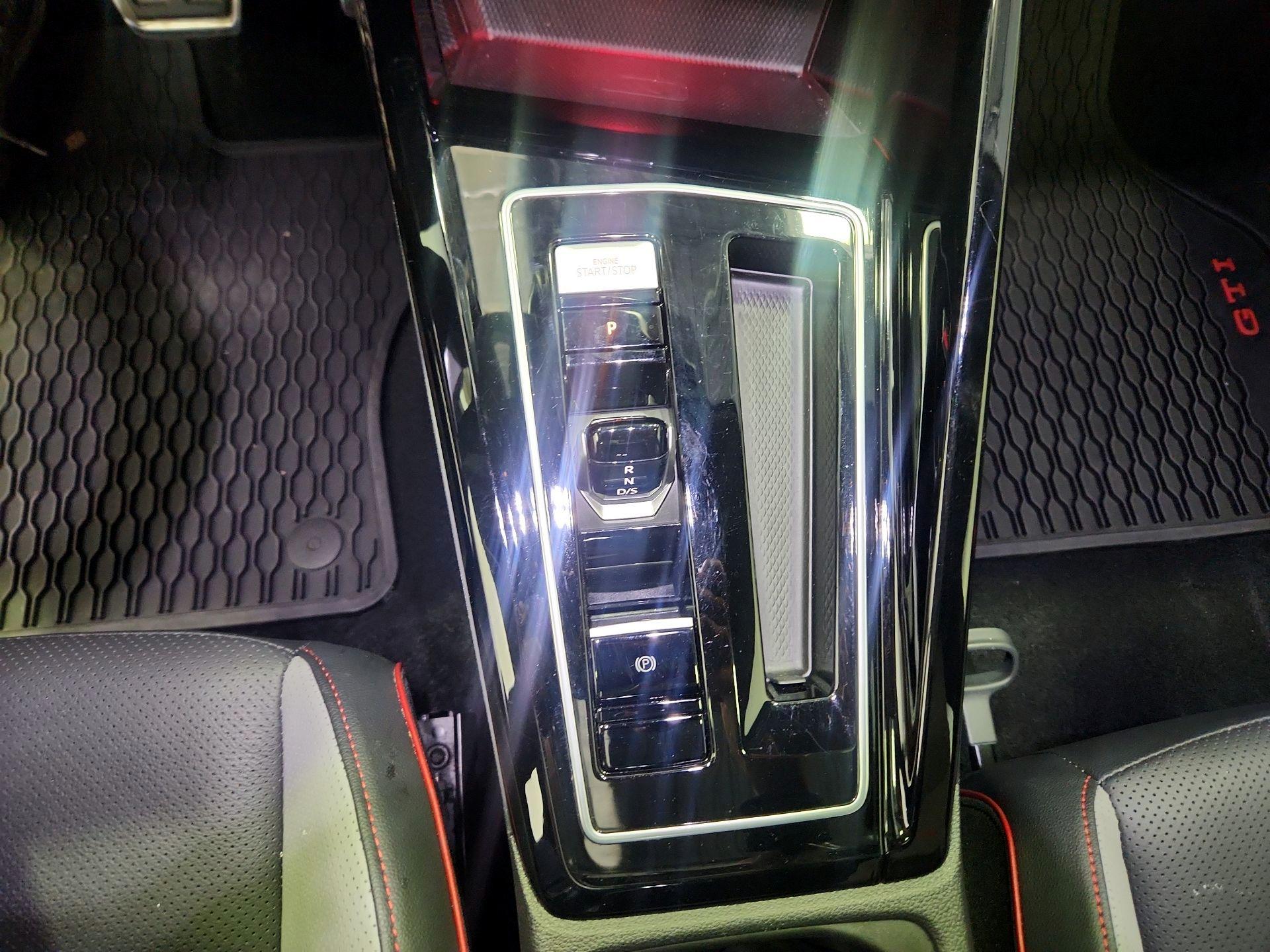 Thumbnail: 2024 Volkswagen Golf - 18