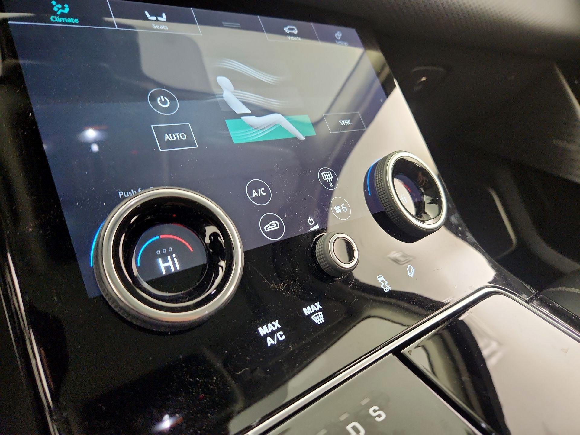 Thumbnail: 2019 Land Rover Range Rover Velar - 17