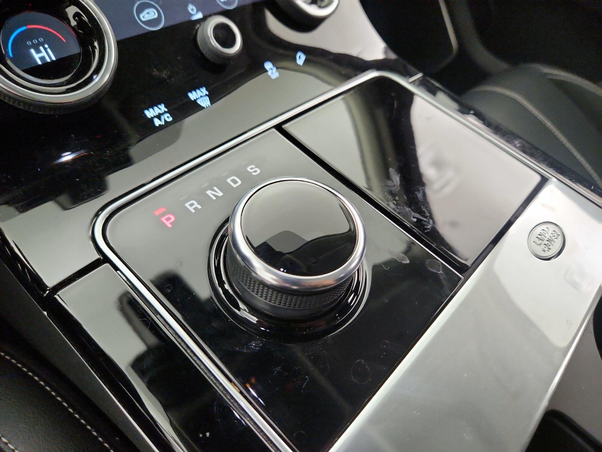 Thumbnail: 2019 Land Rover Range Rover Velar - 18