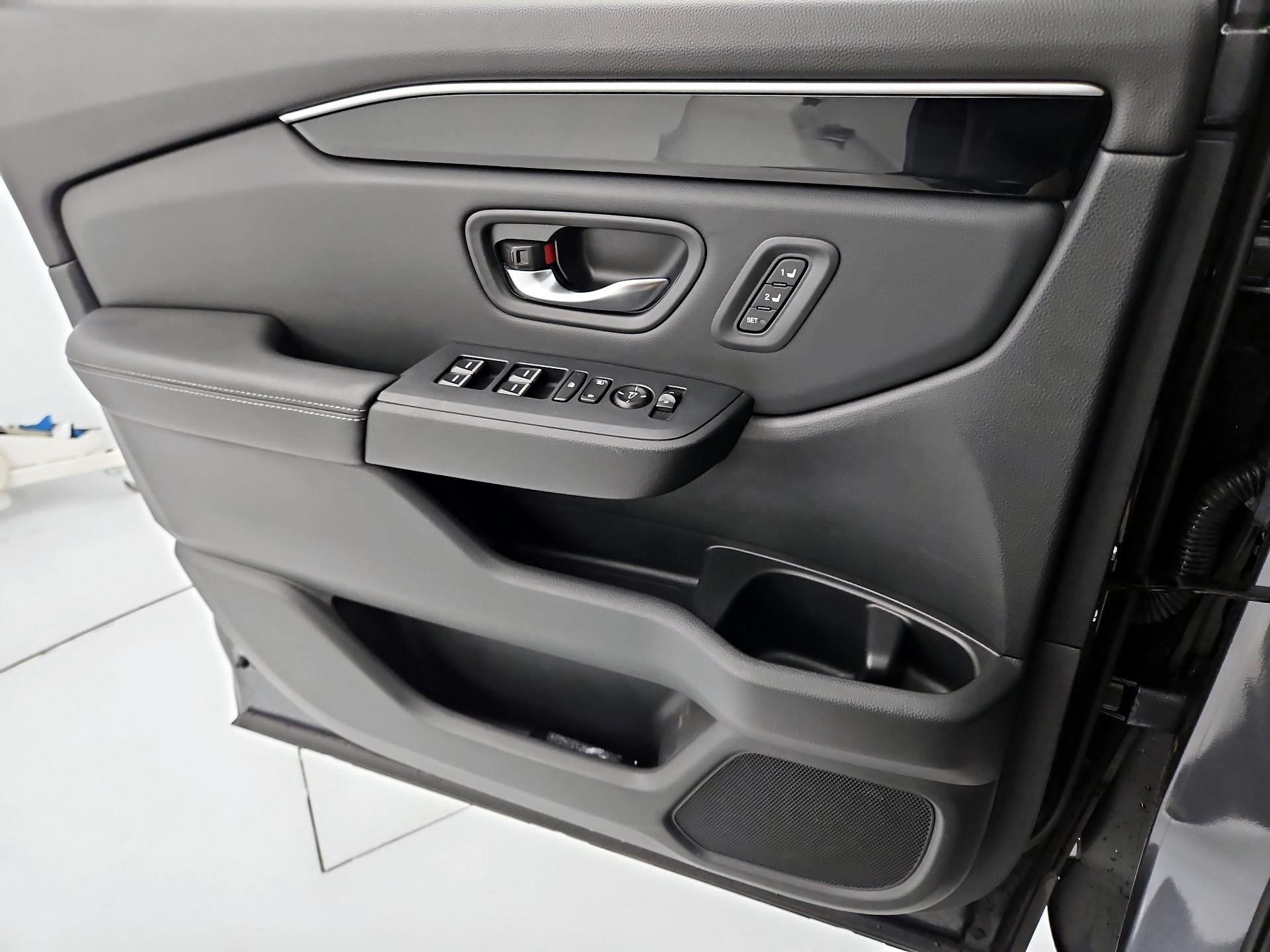 Thumbnail: 2023 Honda Pilot - 12