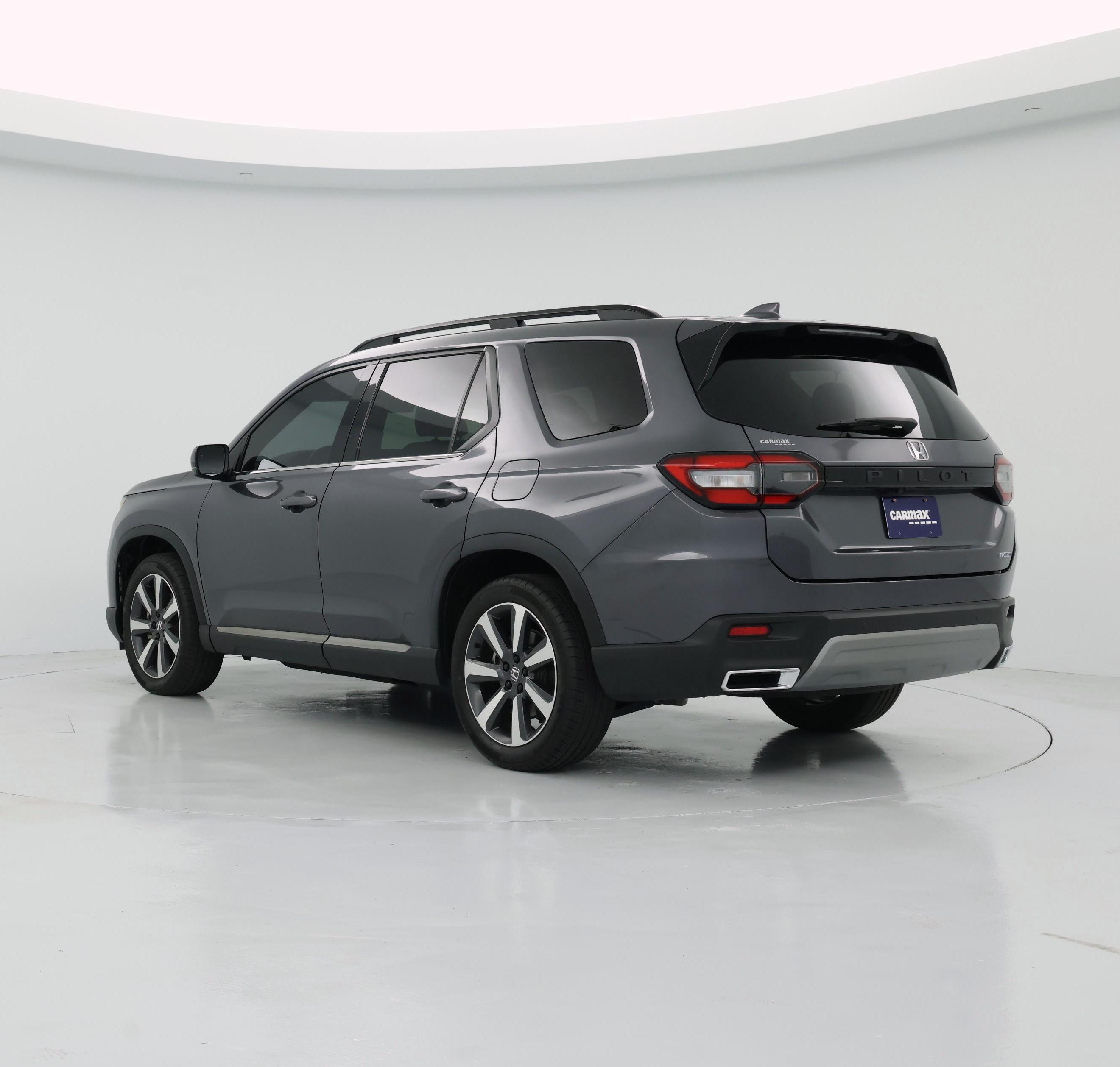 Thumbnail: 2023 Honda Pilot - 2