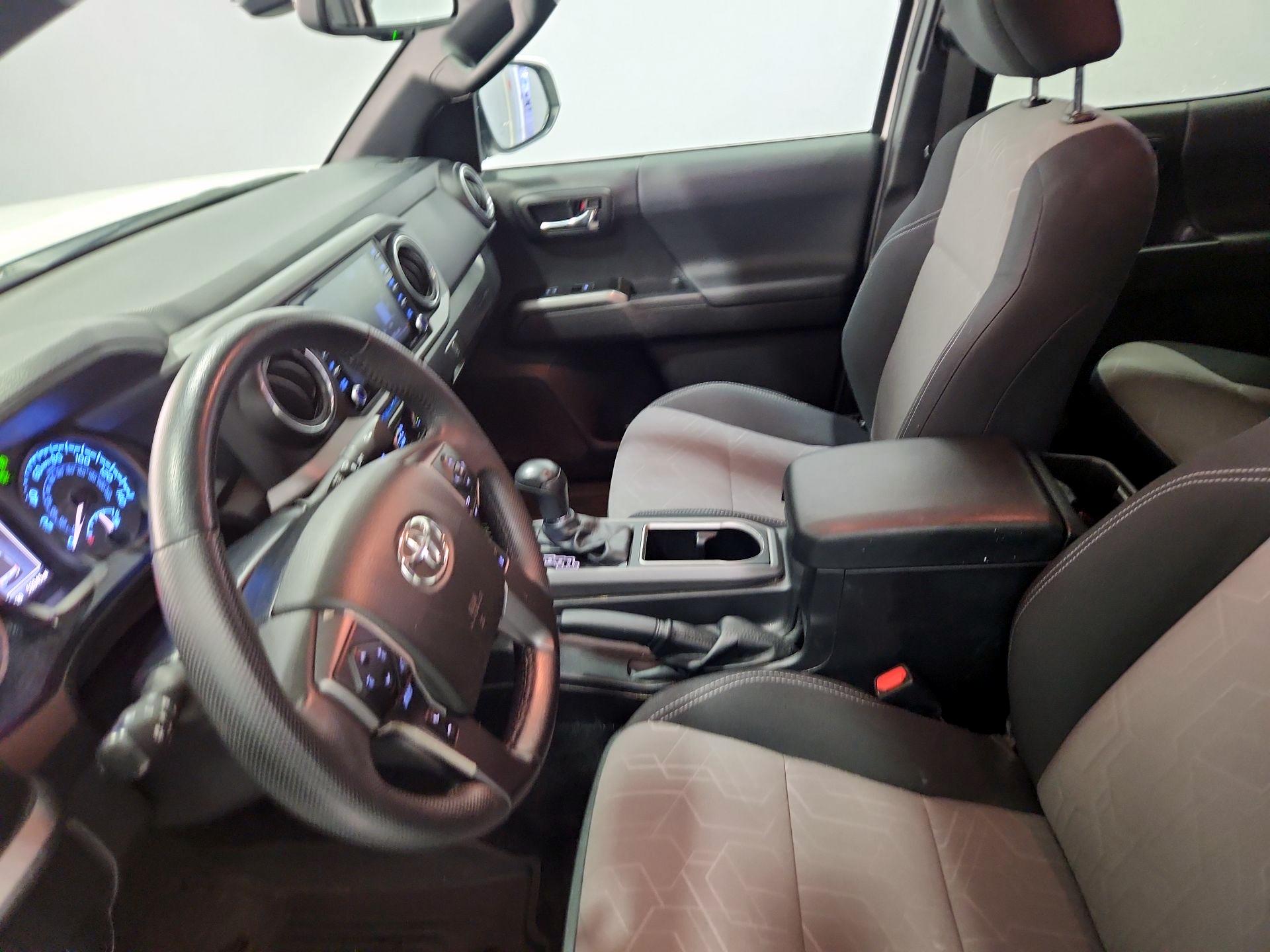 Thumbnail: 2023 Toyota Tacoma - 11