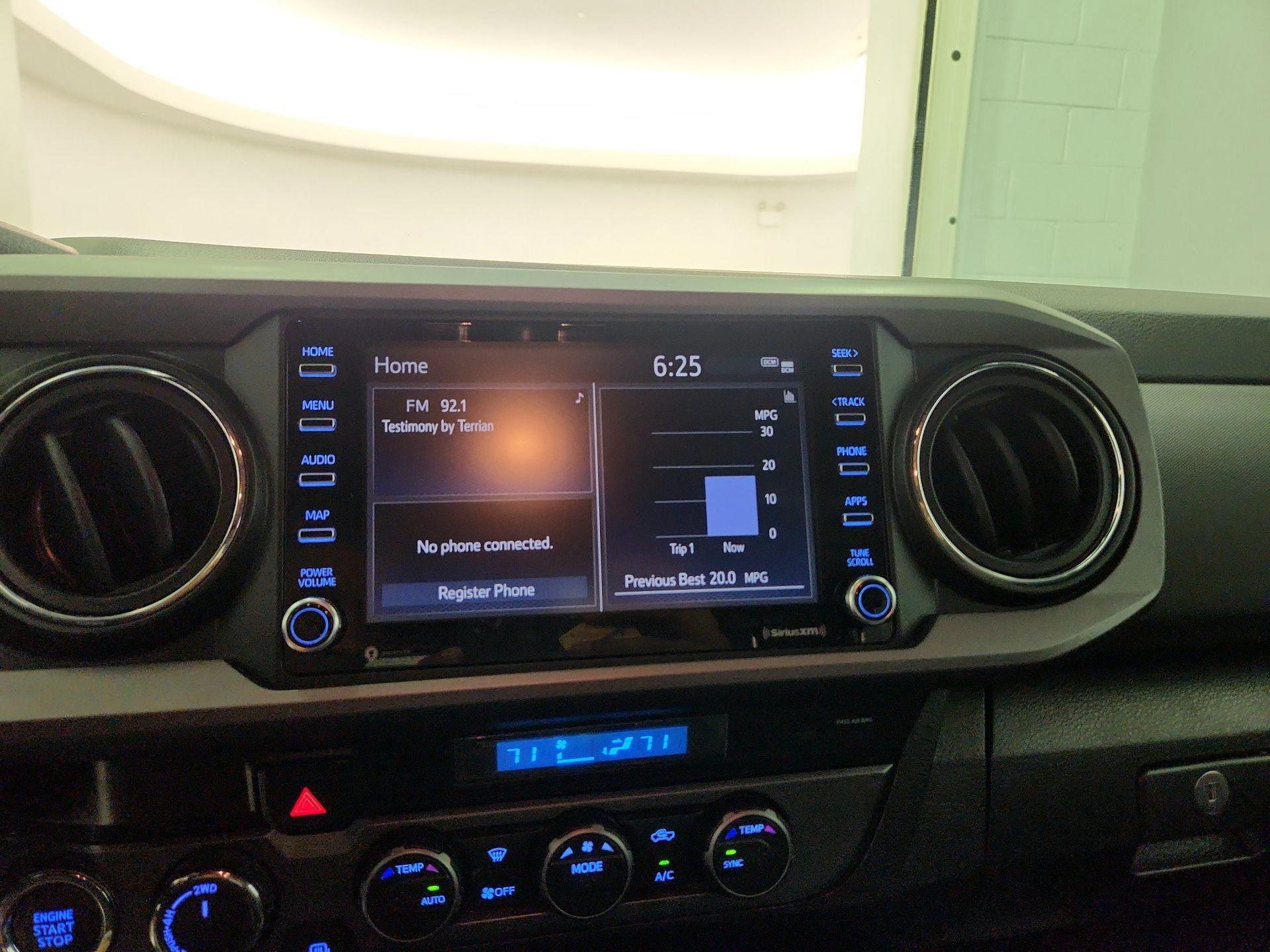 Thumbnail: 2023 Toyota Tacoma - 15