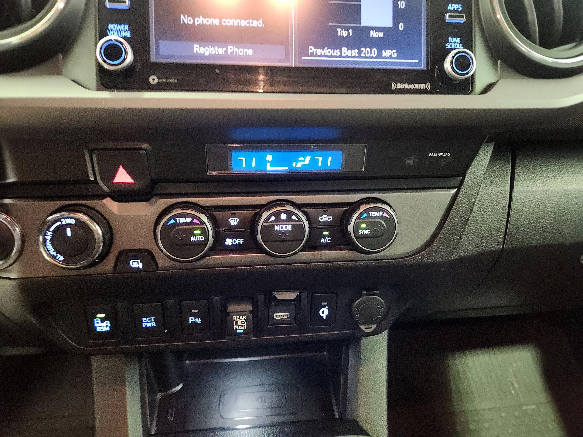 Thumbnail: 2023 Toyota Tacoma - 16