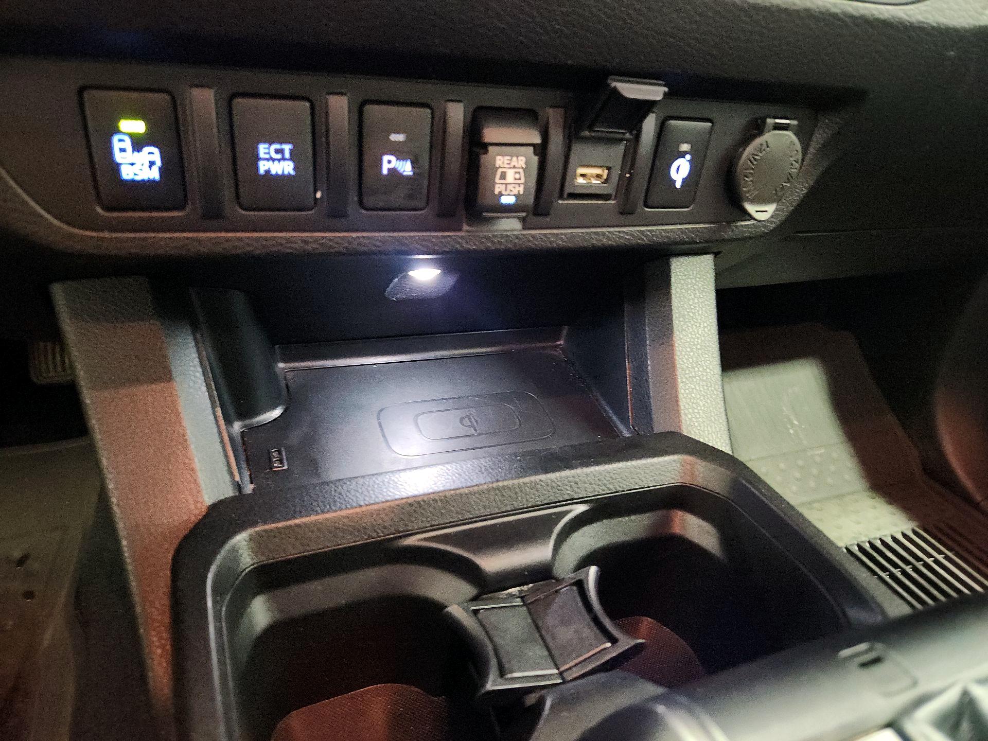 Thumbnail: 2023 Toyota Tacoma - 18