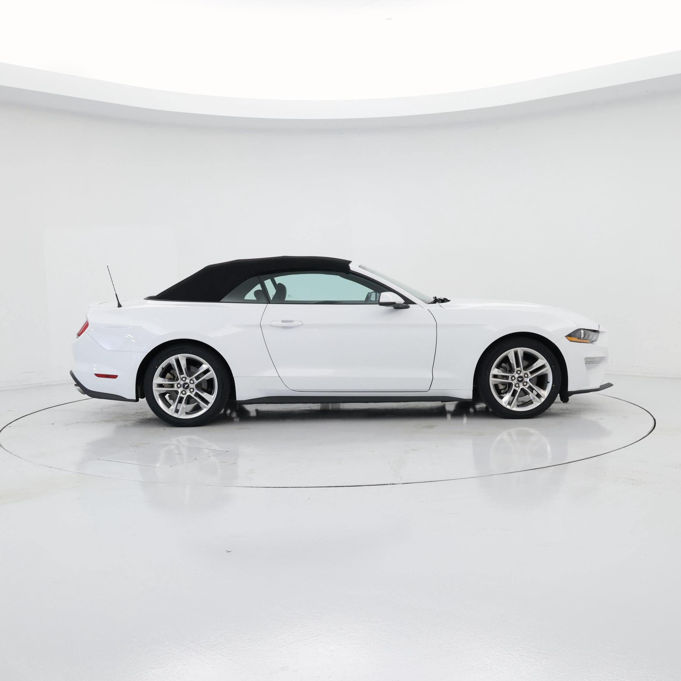 Thumbnail: 2020 Ford Mustang - 7