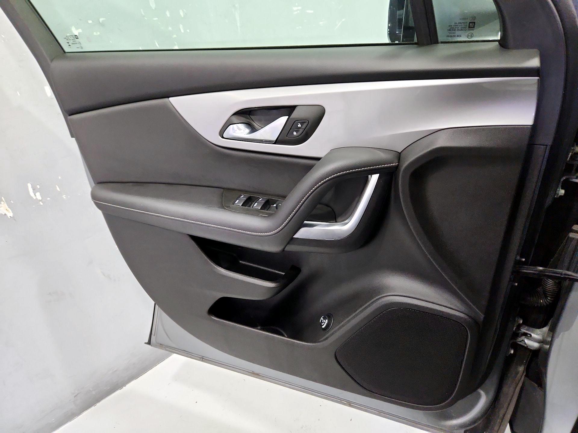 Thumbnail: 2024 Chevrolet Blazer - 12