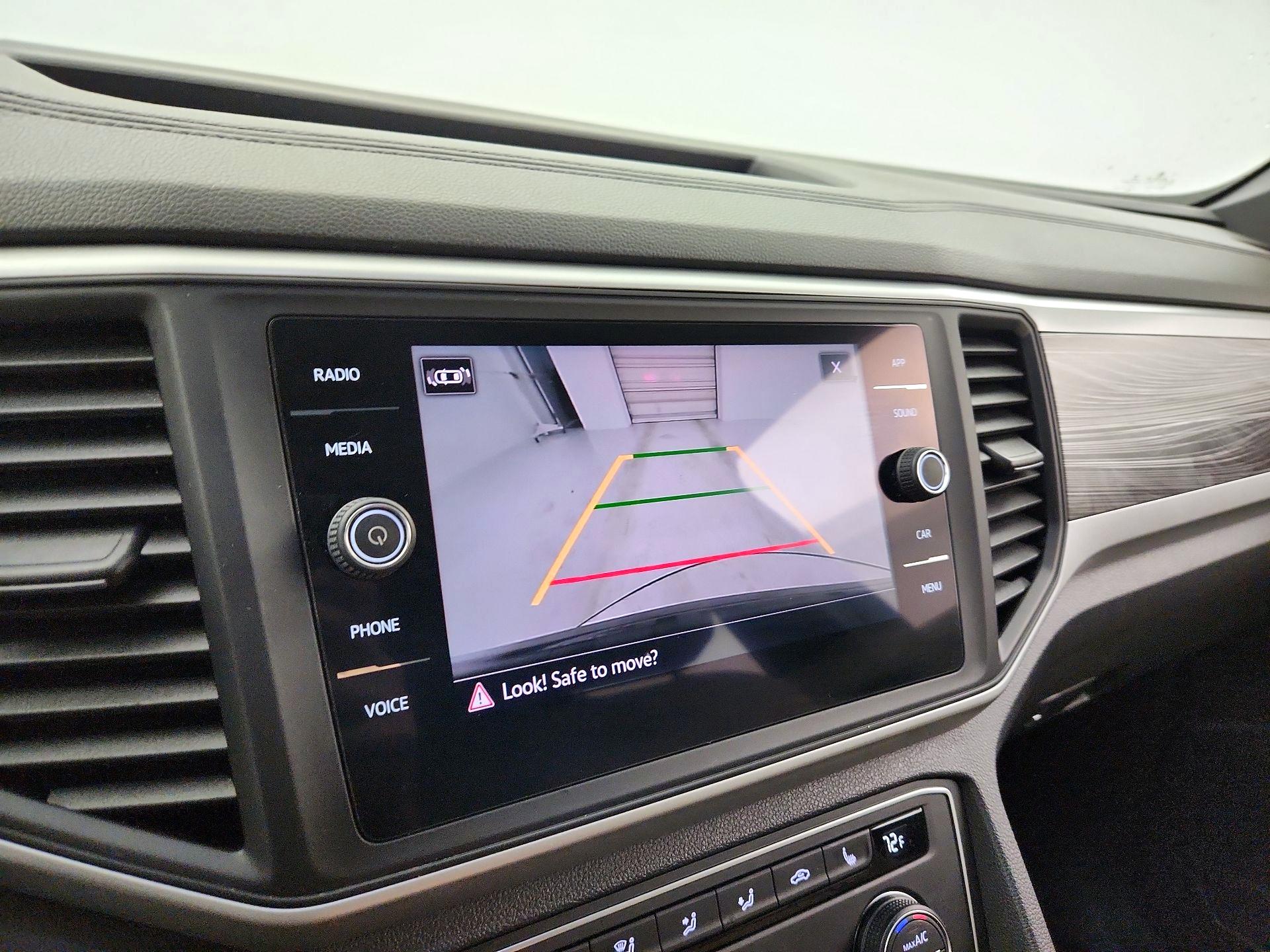 Thumbnail: 2021 Volkswagen Atlas - 14