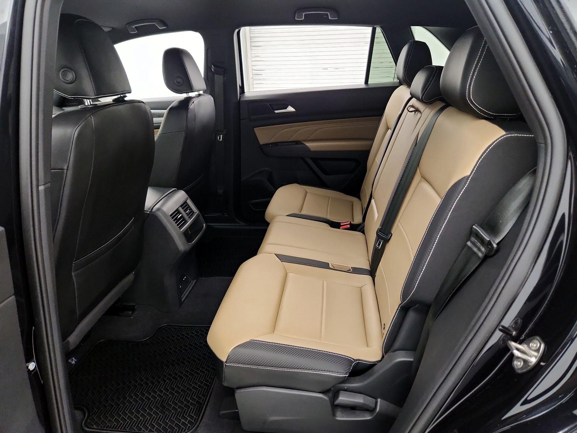 Thumbnail: 2021 Volkswagen Atlas - 19