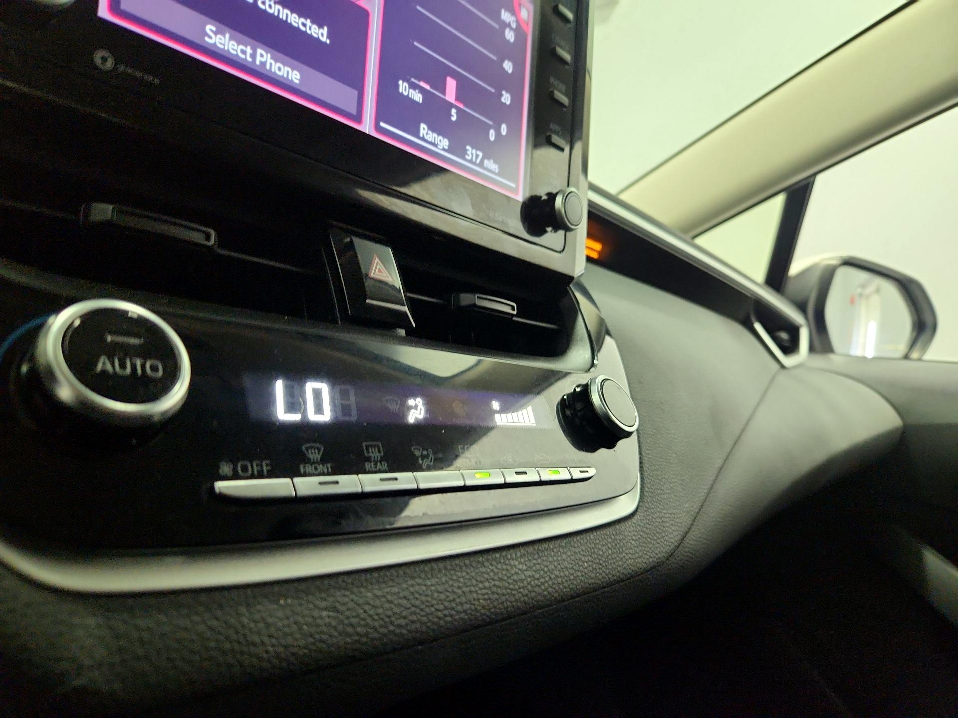 Thumbnail: 2022 Toyota Corolla - 16