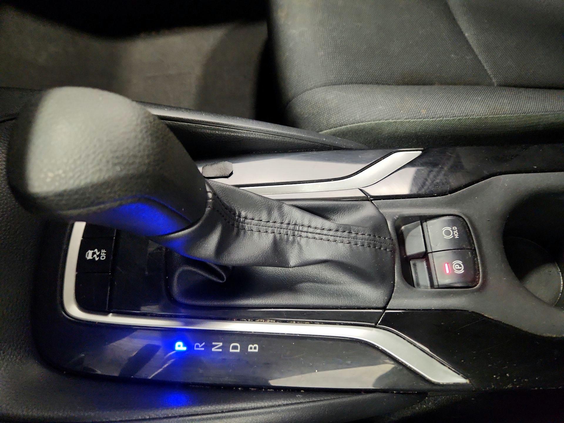 Thumbnail: 2022 Toyota Corolla - 17