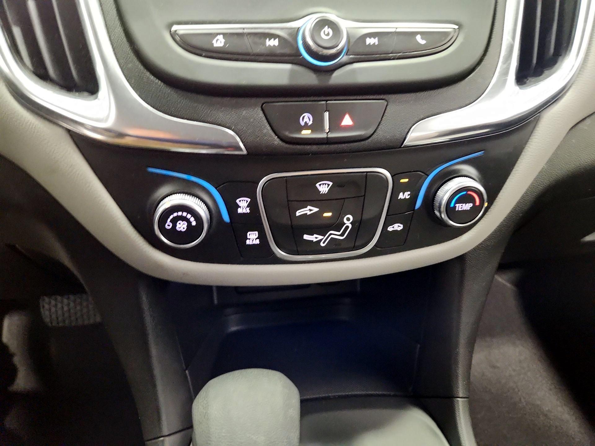 Thumbnail: 2023 Chevrolet Equinox - 16