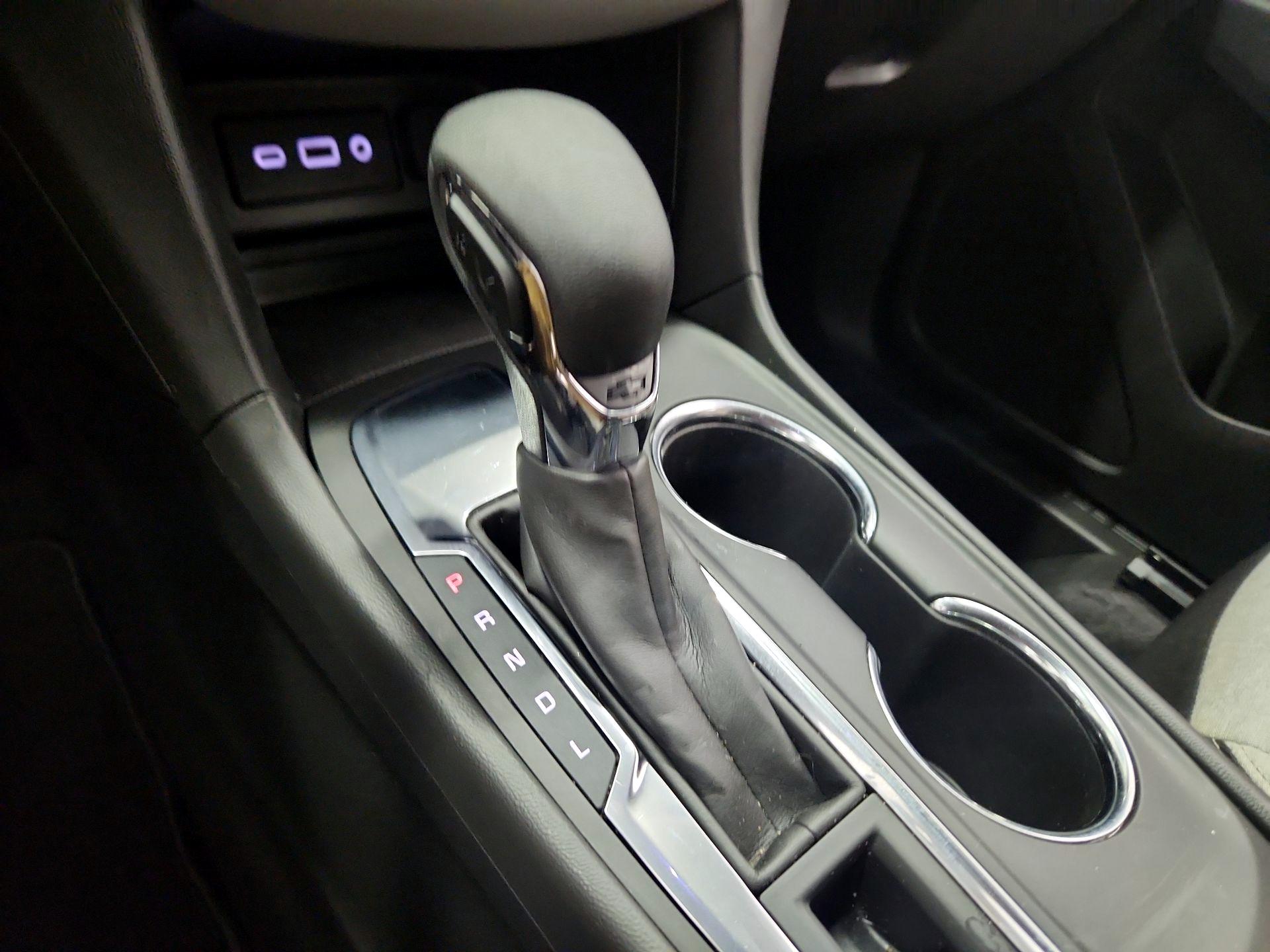 Thumbnail: 2023 Chevrolet Equinox - 17