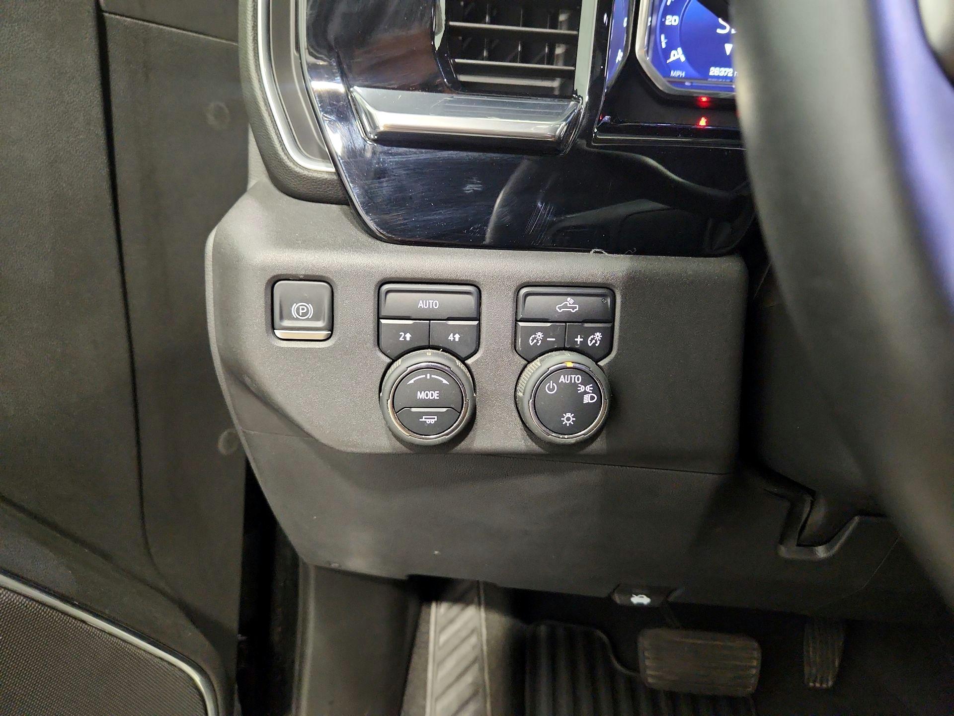 Thumbnail: 2023 Chevrolet Silverado 1500 - 13