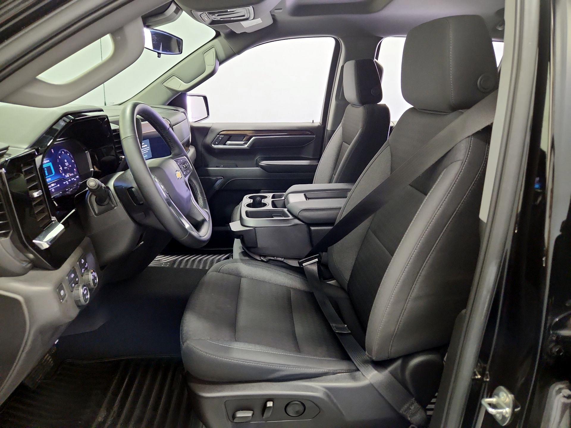 Thumbnail: 2024 Chevrolet Silverado 1500 - 11