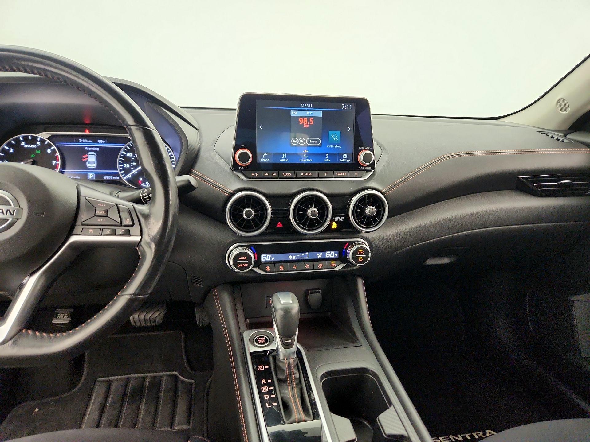 Thumbnail: 2022 Nissan Sentra - 9