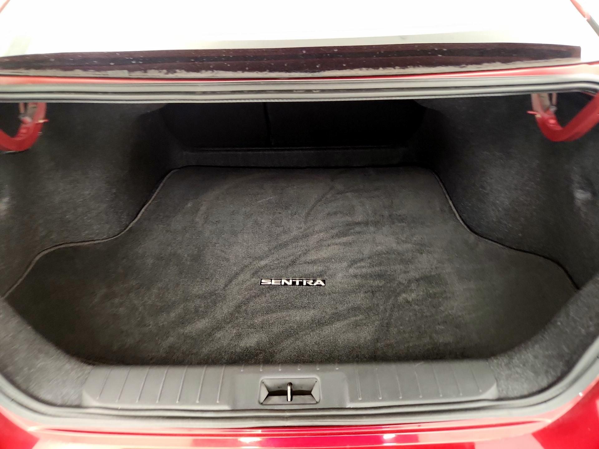 Thumbnail: 2022 Nissan Sentra - 20