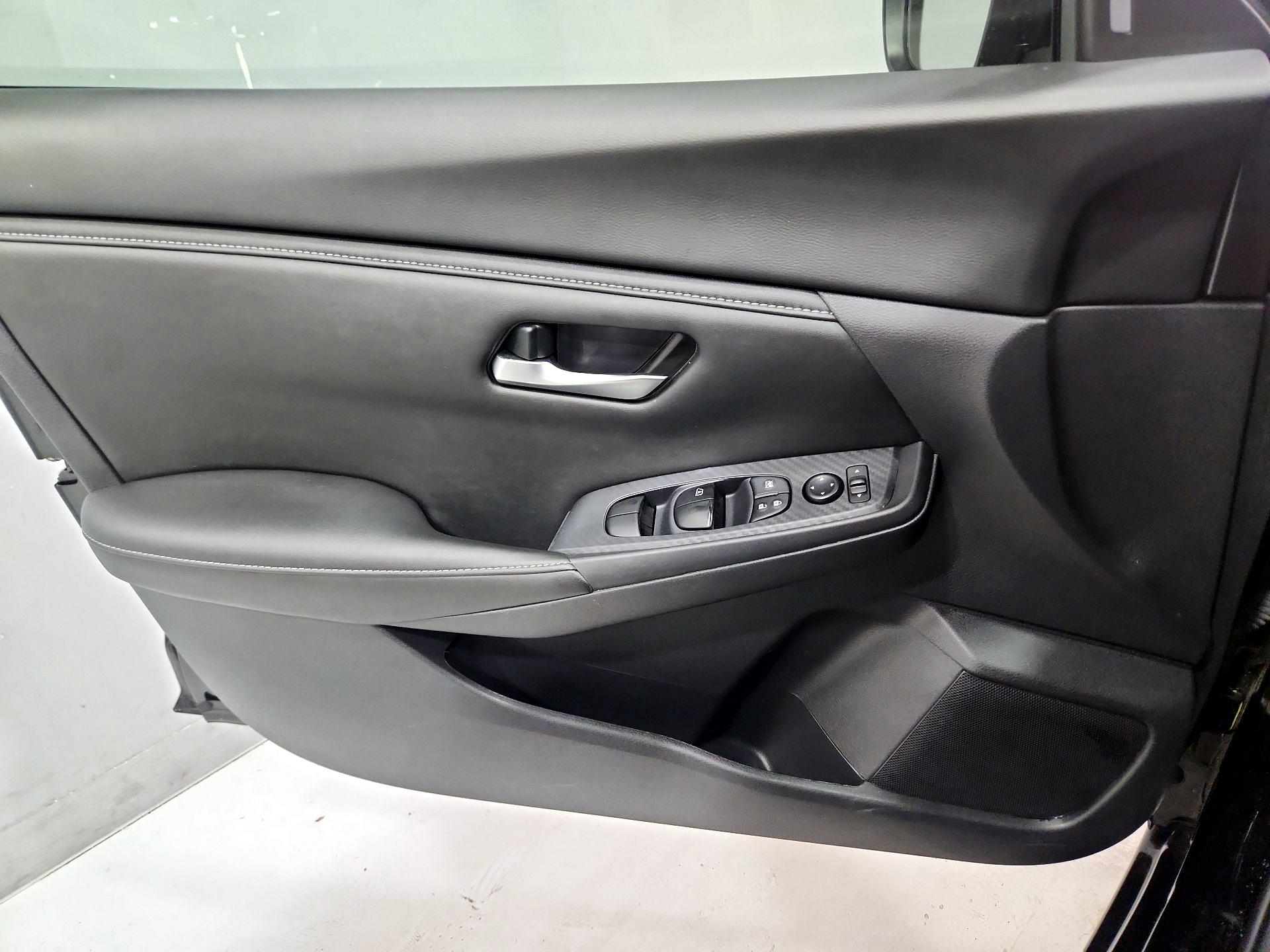 Thumbnail: 2025 Nissan Sentra - 12