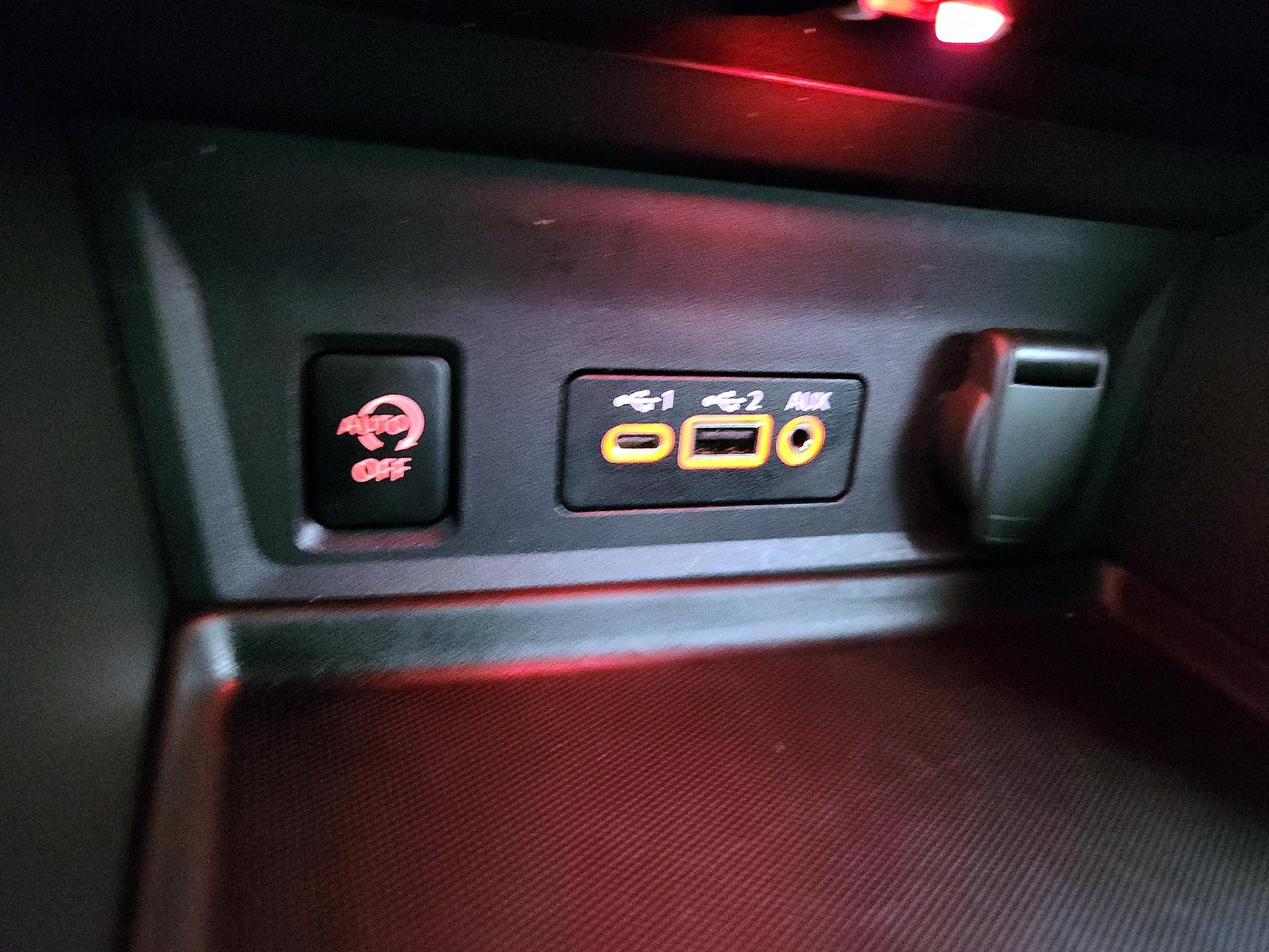 Thumbnail: 2025 Nissan Sentra - 18