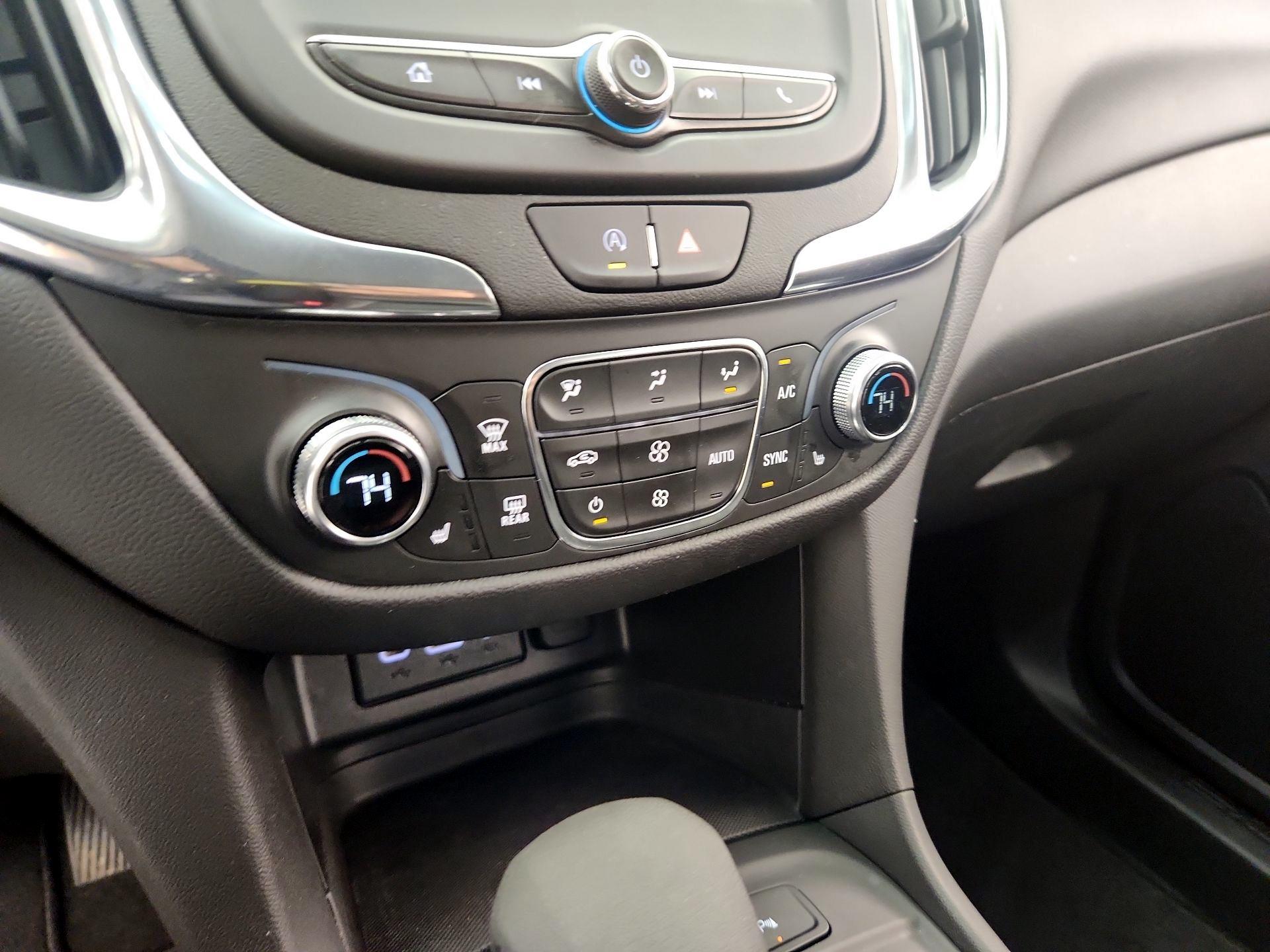 Thumbnail: 2024 Chevrolet Equinox - 16