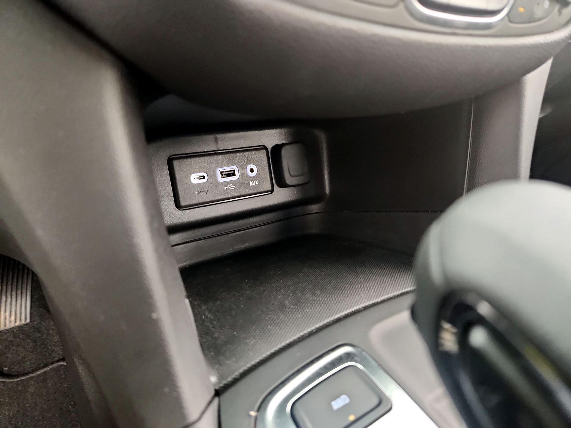 Thumbnail: 2024 Chevrolet Equinox - 18