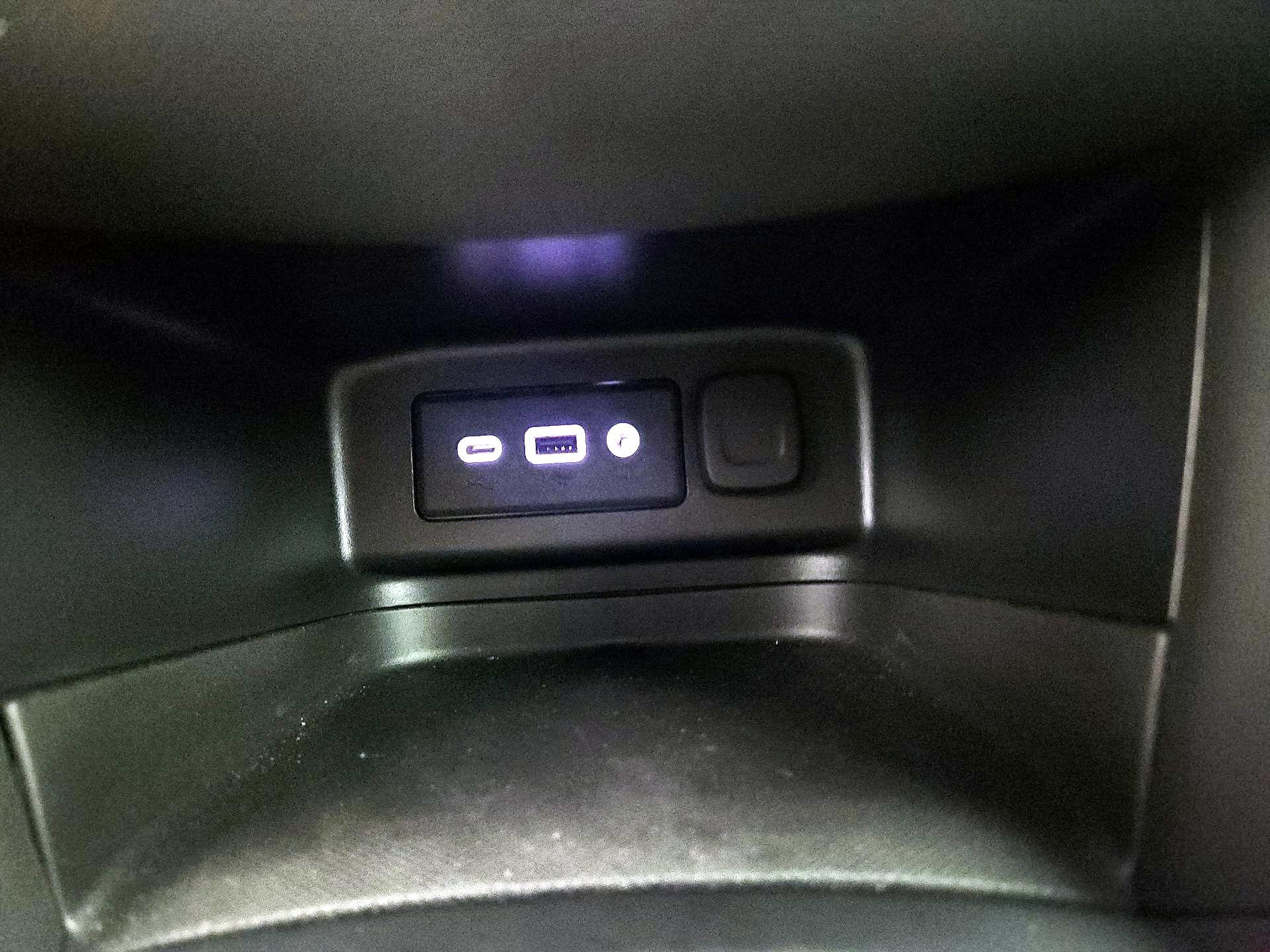 Thumbnail: 2023 Chevrolet Equinox - 18