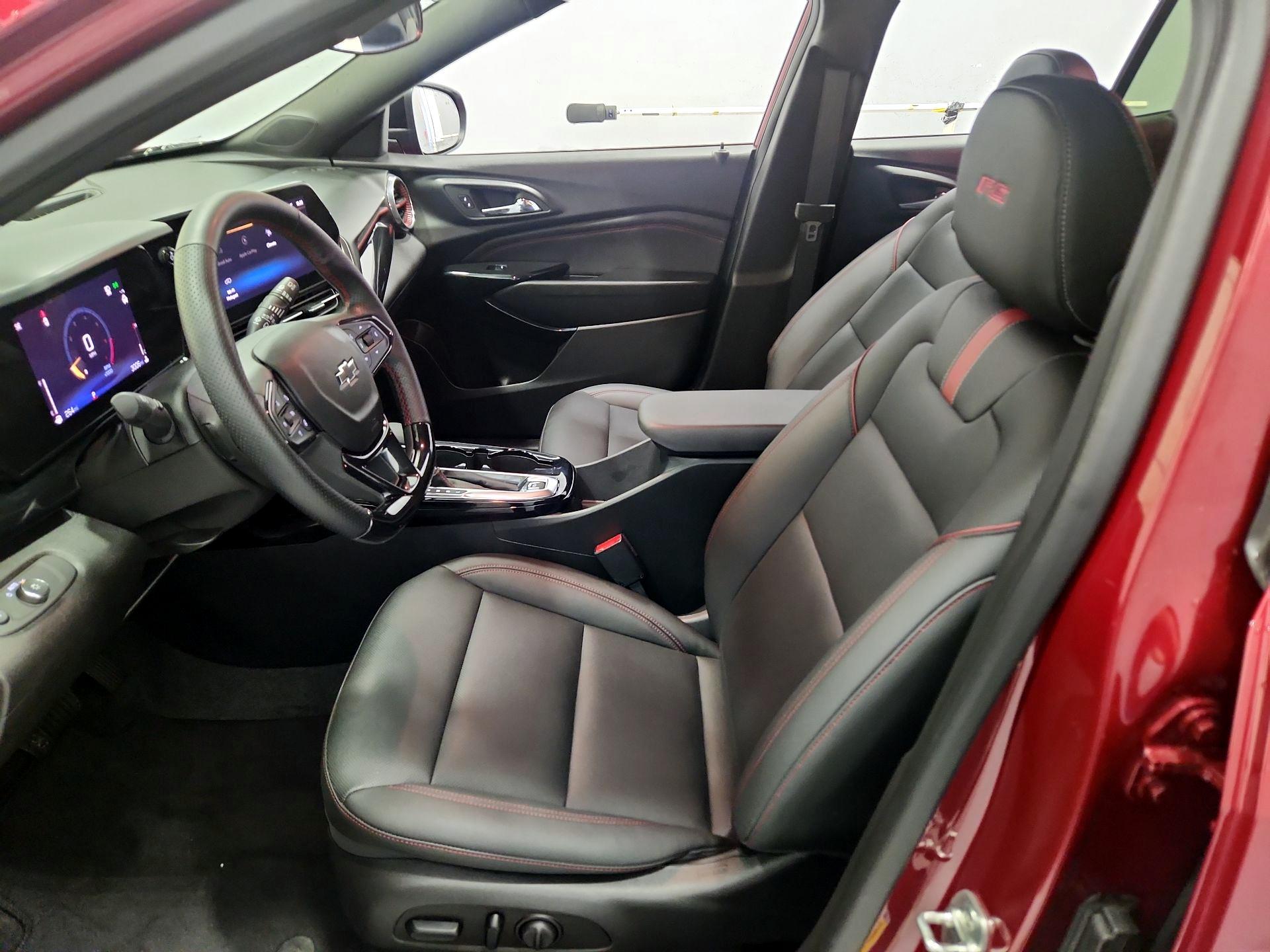 Thumbnail: 2025 Chevrolet Trax - 11